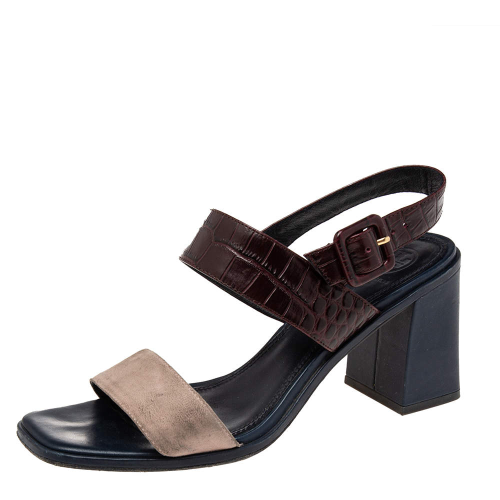 Pre Owned صندل توري برش سويدي وجلد نقش تمساح ثلاثي اللون كعب سميك وفتحة كعب مقاس 38.5