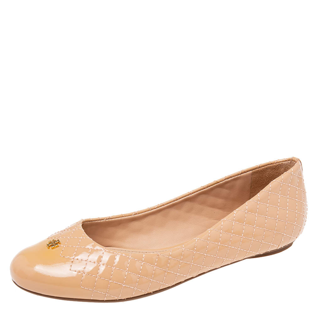 Pre Owned Tory Burch Beige Quilted Patent Leather Kent Ballet Flats Size 38.5