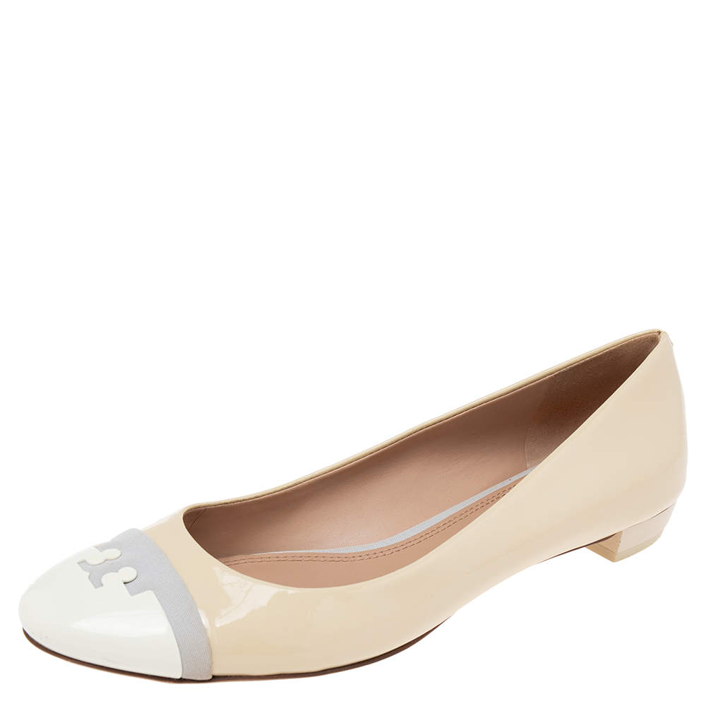 Pre Owned حذاء باليرينا فلات توري برش جلد لامع ثلاثي اللون مقاس 39