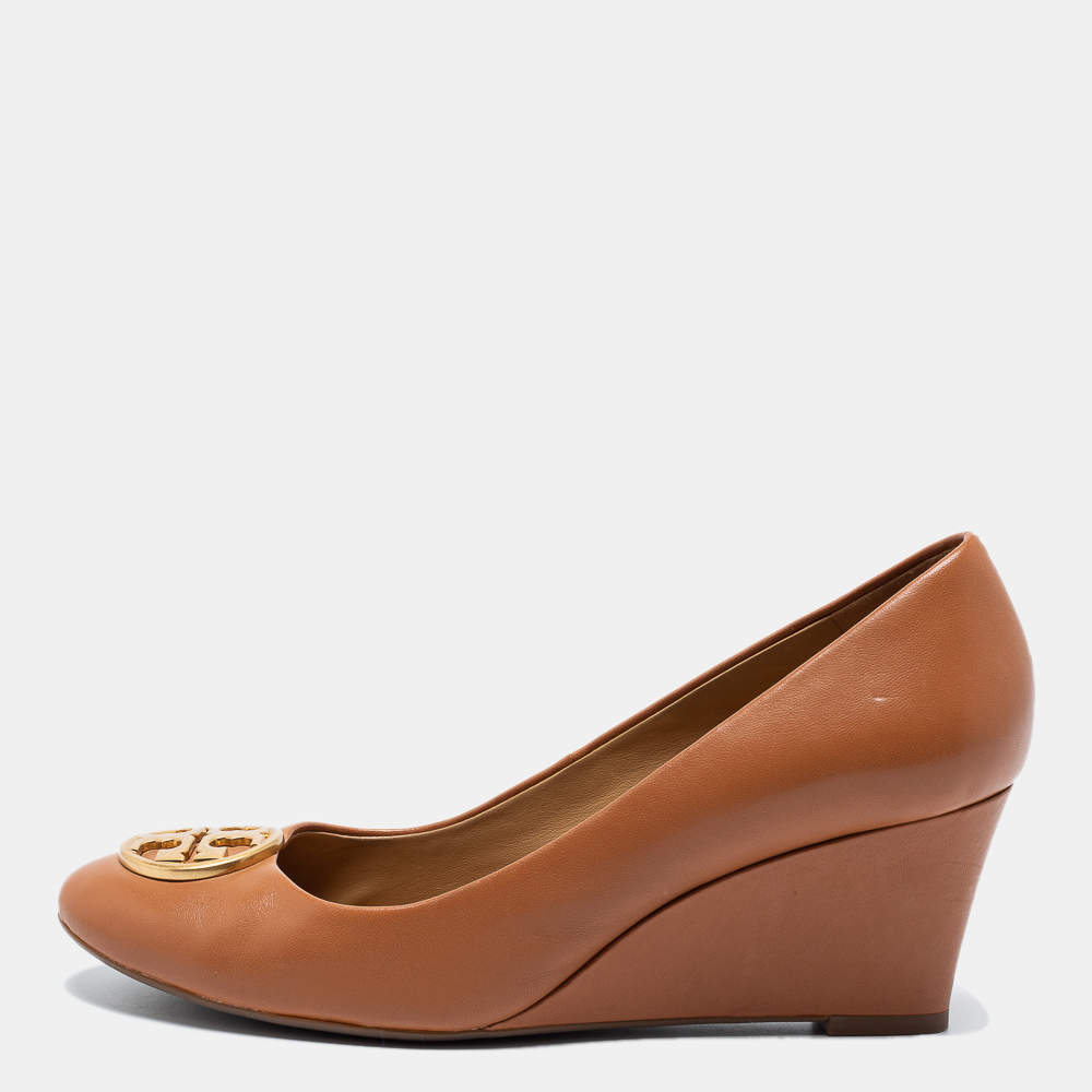 Pre Owned Tory Burch Tan Leather Benton Wedge Pumps Size 39