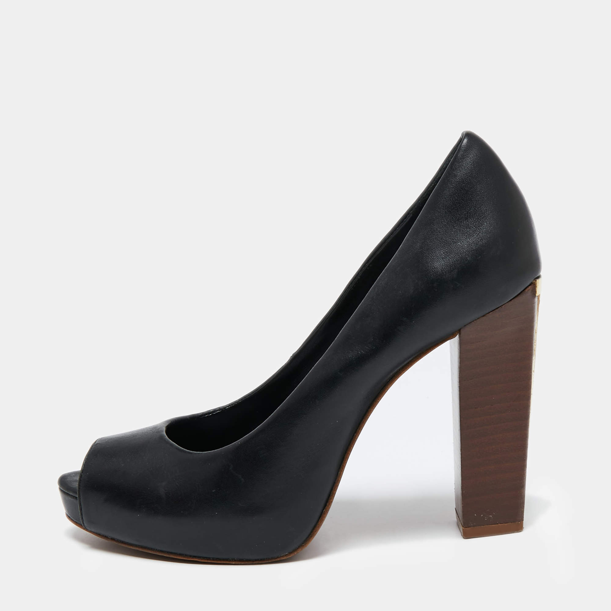 Pre Owned Tory Burch Black Leather Cantrelle Pumps Size 37.5