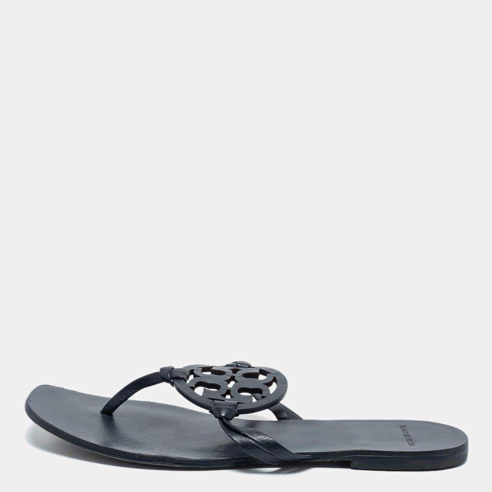 Pre Owned Tory Burch Blue Leather Thong Flats Size 38.5