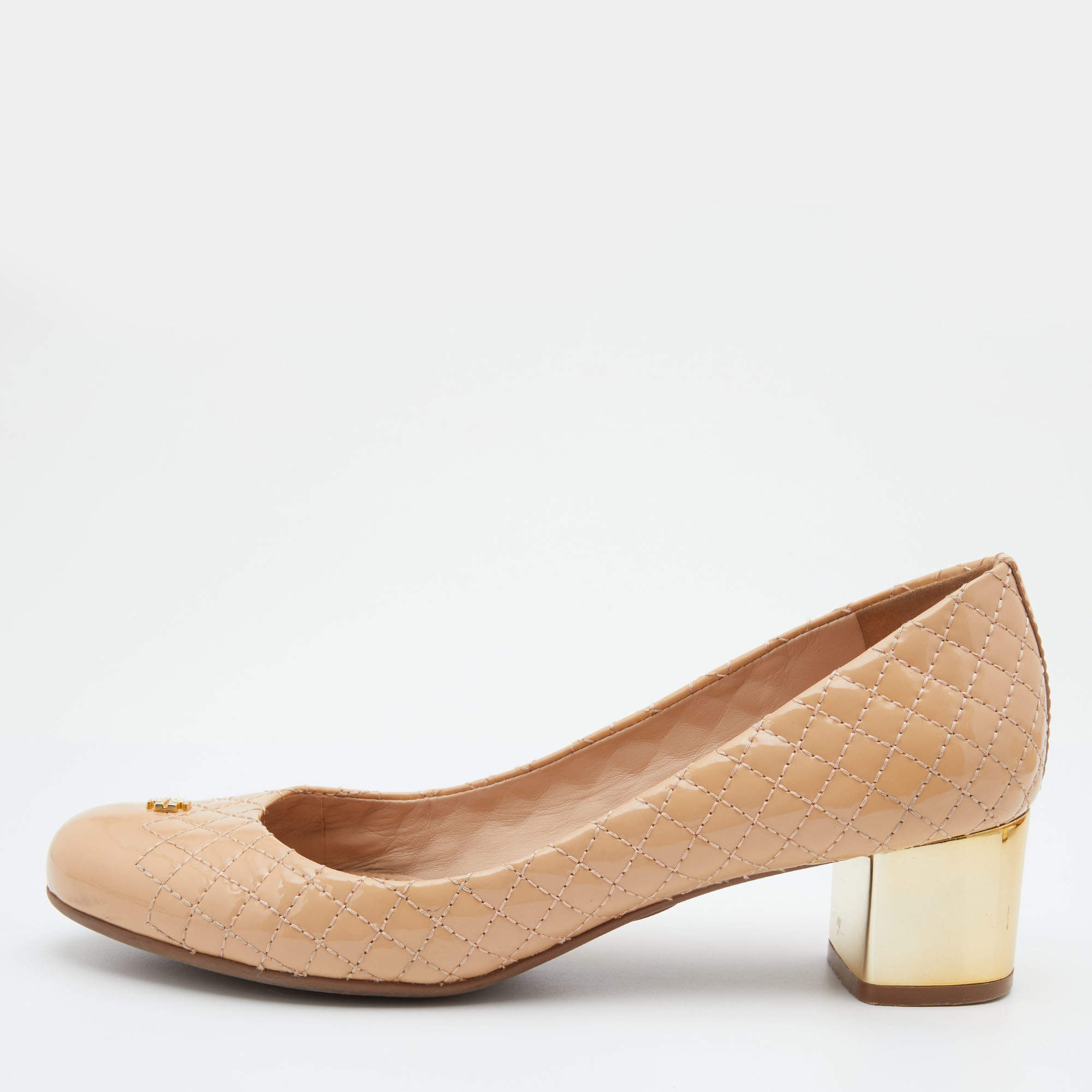 Pre Owned Tory Burch Beige Quilted Patent Leather Block Heel Pumps Size 38.5