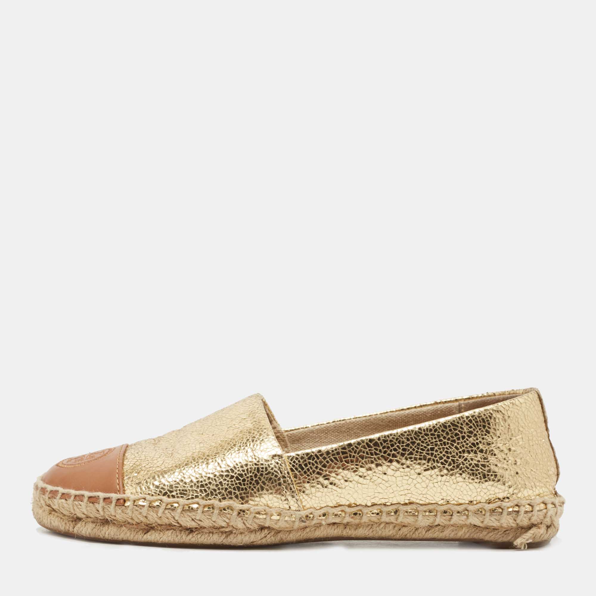 Pre Owned Tory Burch Gold/Beige Leather Cap Toe Flat Espadrilles Size 35.5