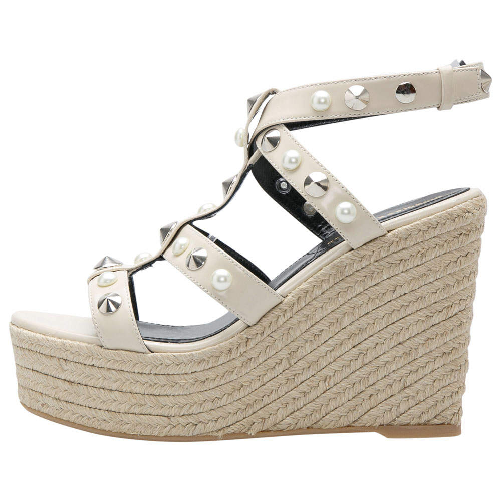 Pre Owned Nicholas Kirkwood Beige Patent Leather Stud And Pearl Embellished Strappy Espadrille Wedges Sandals Size 37