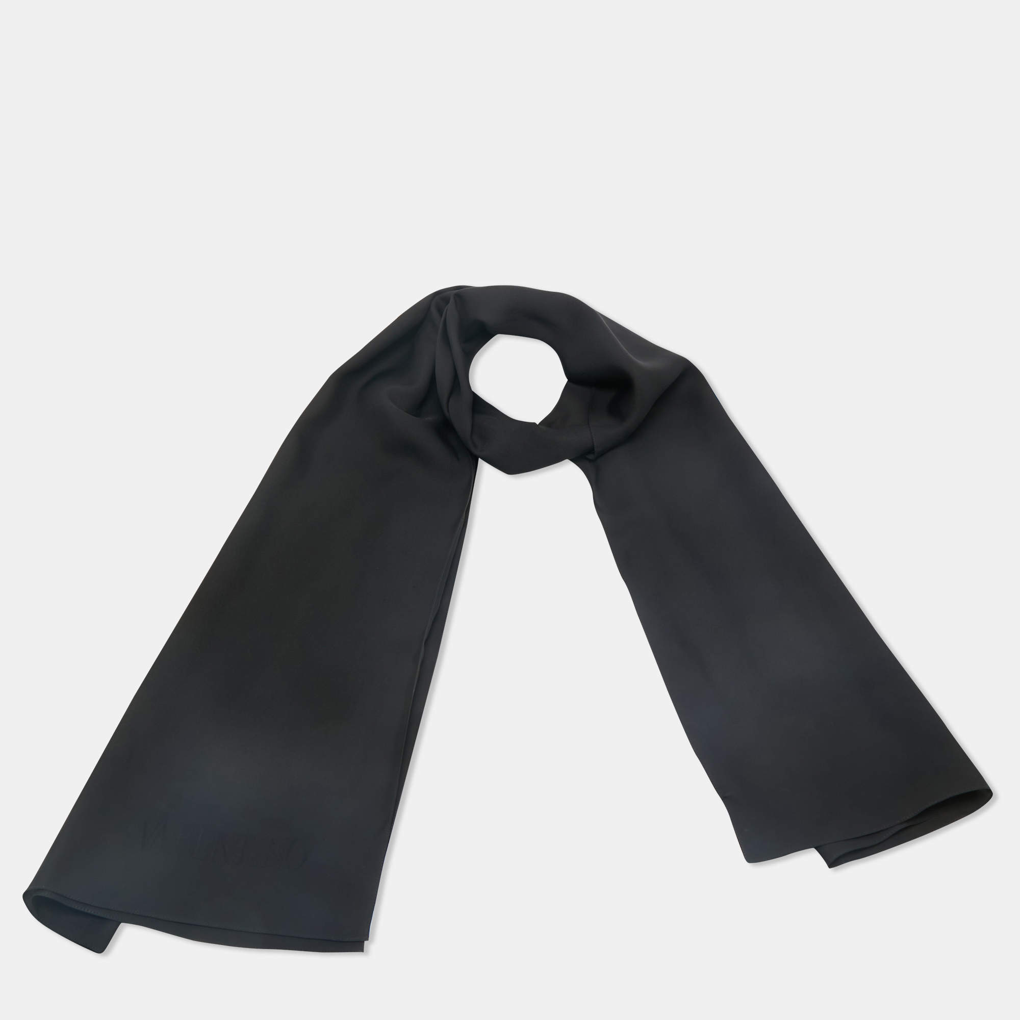 スカーフ VALENTINO Woman Neck scarf Black 7W2EK001QLK CEX Buy Valentino Garavani Black Valentino Garavani Scarf in