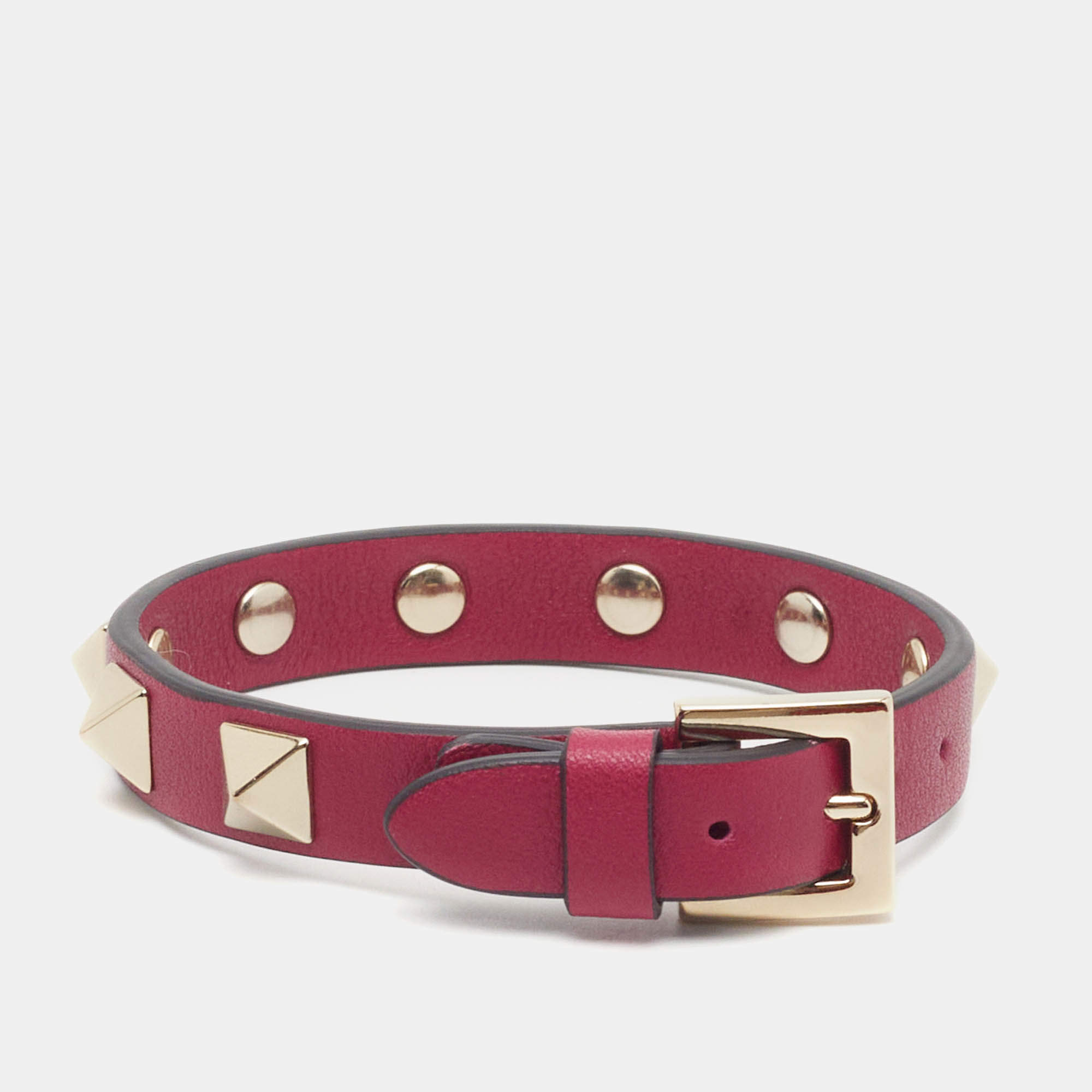 مملوكة مسبقًا Valentino Rockstud Leather Gold Tone Bracelet