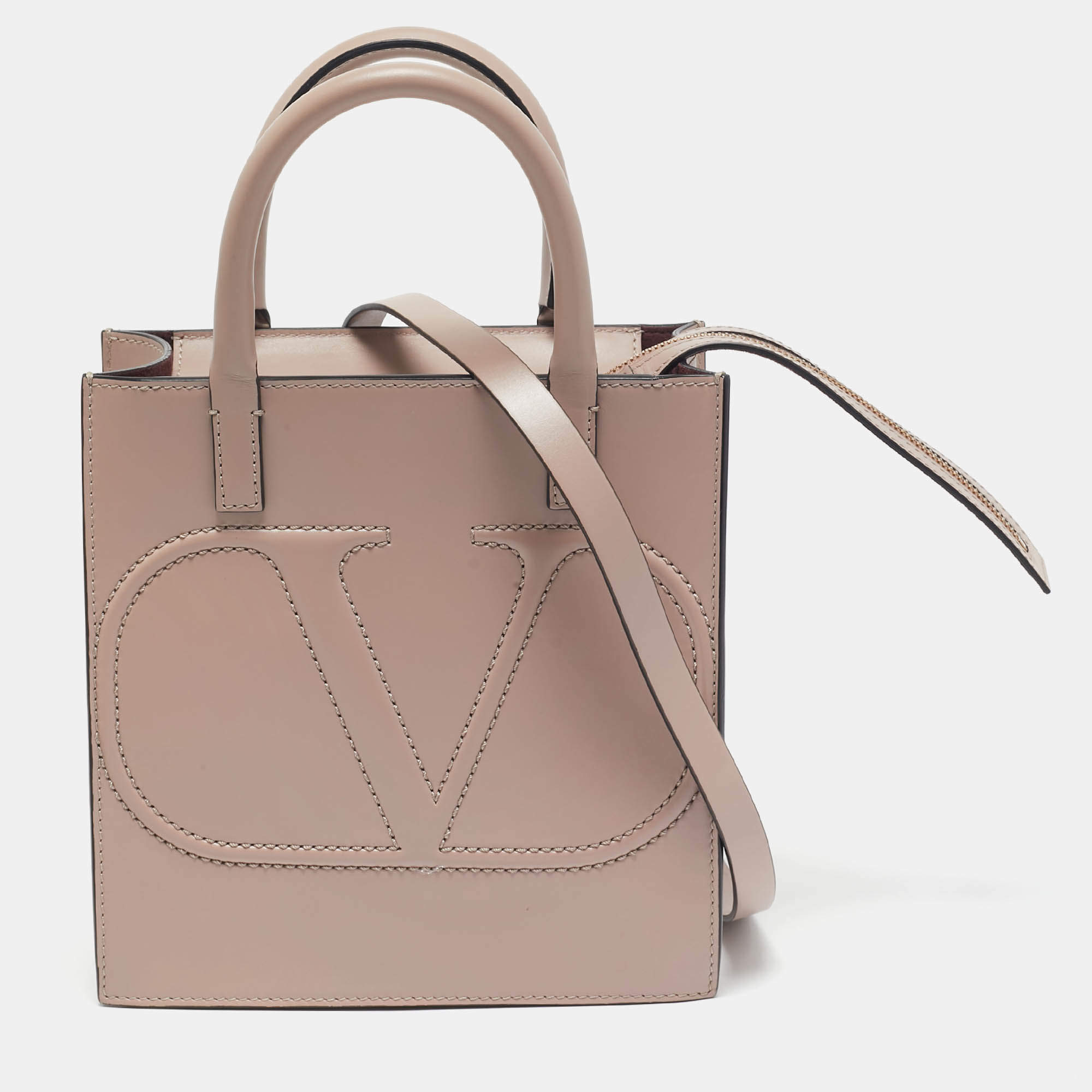 Pre Owned Valentino Beige Poudre Leather Small VLogo Walk Tote