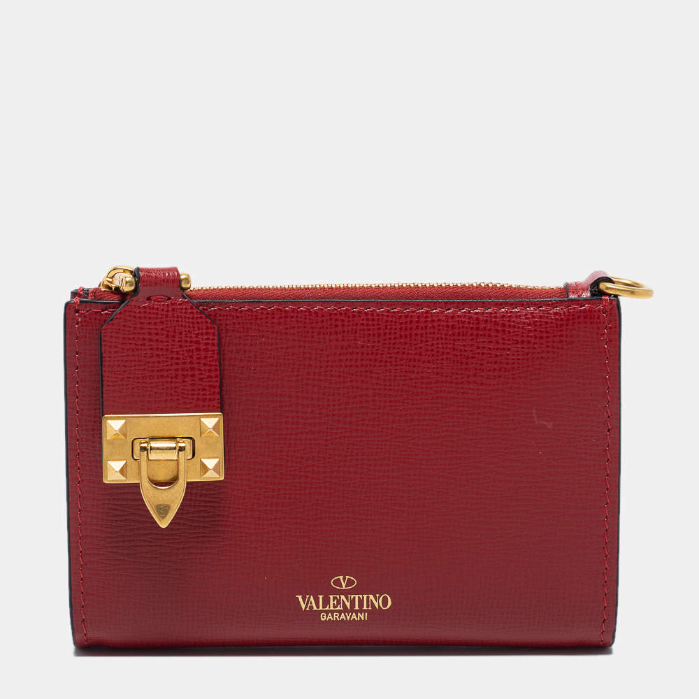 Pre Owned Valentino Red Saffiano Leather Rockstud Twist Lock Zip Wallet