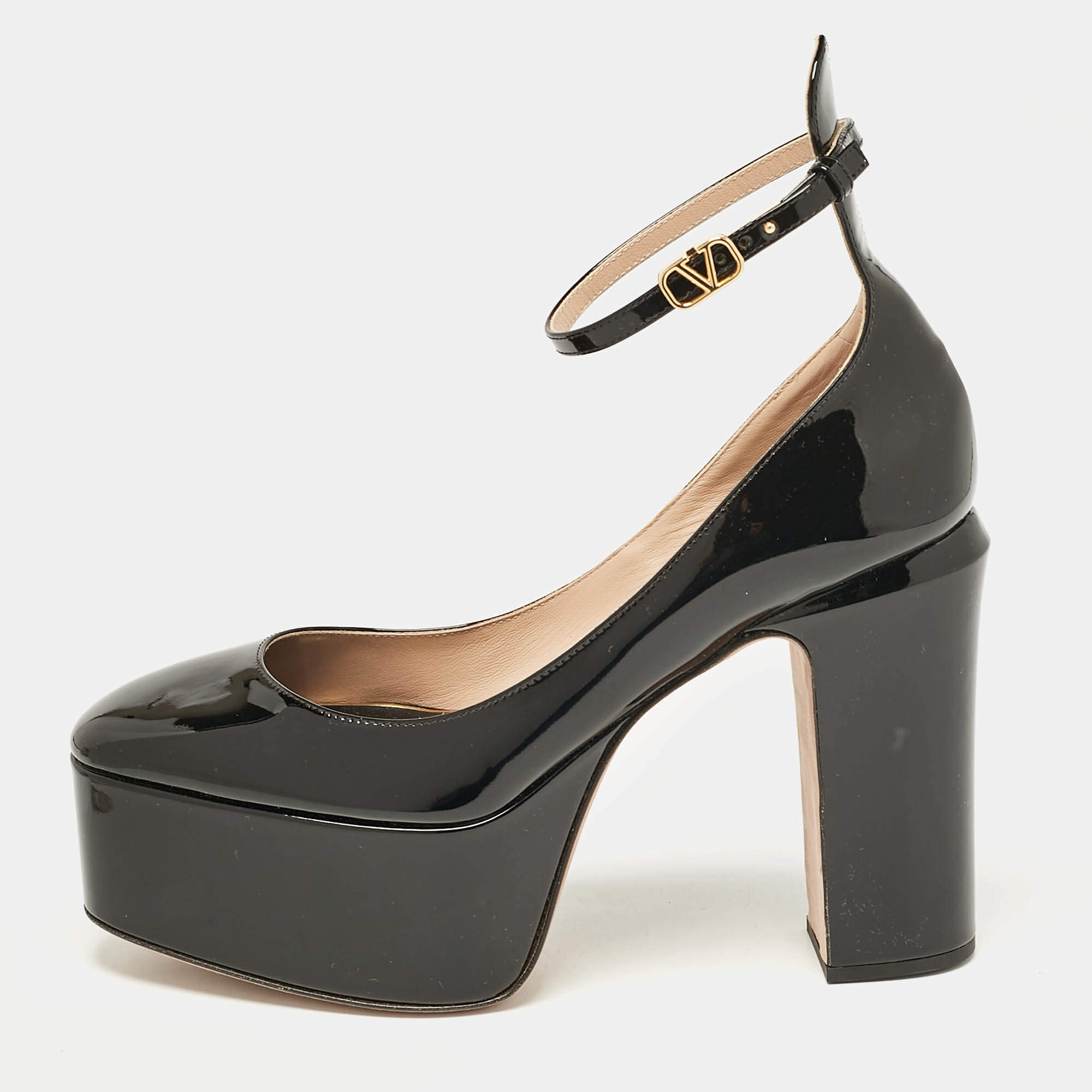 مملوكة مسبقًا Valentino Black Patent Leather Tango Platform Pumps Size 38