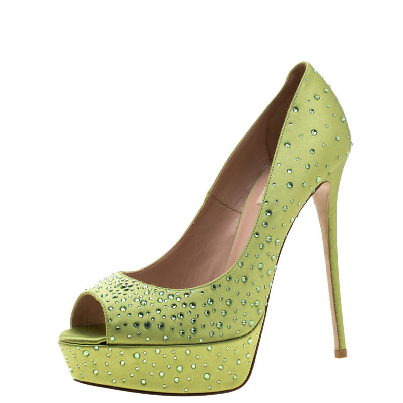 Pre Owned Valentino Pop Apple Green Crystal Embellished Satin Peep Toe Platform Pumps Size 40
