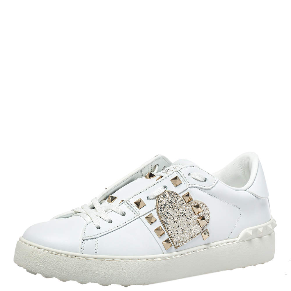 Valentino White Heart Embroidered Leather Rockstud Untitled Sneakers ...
