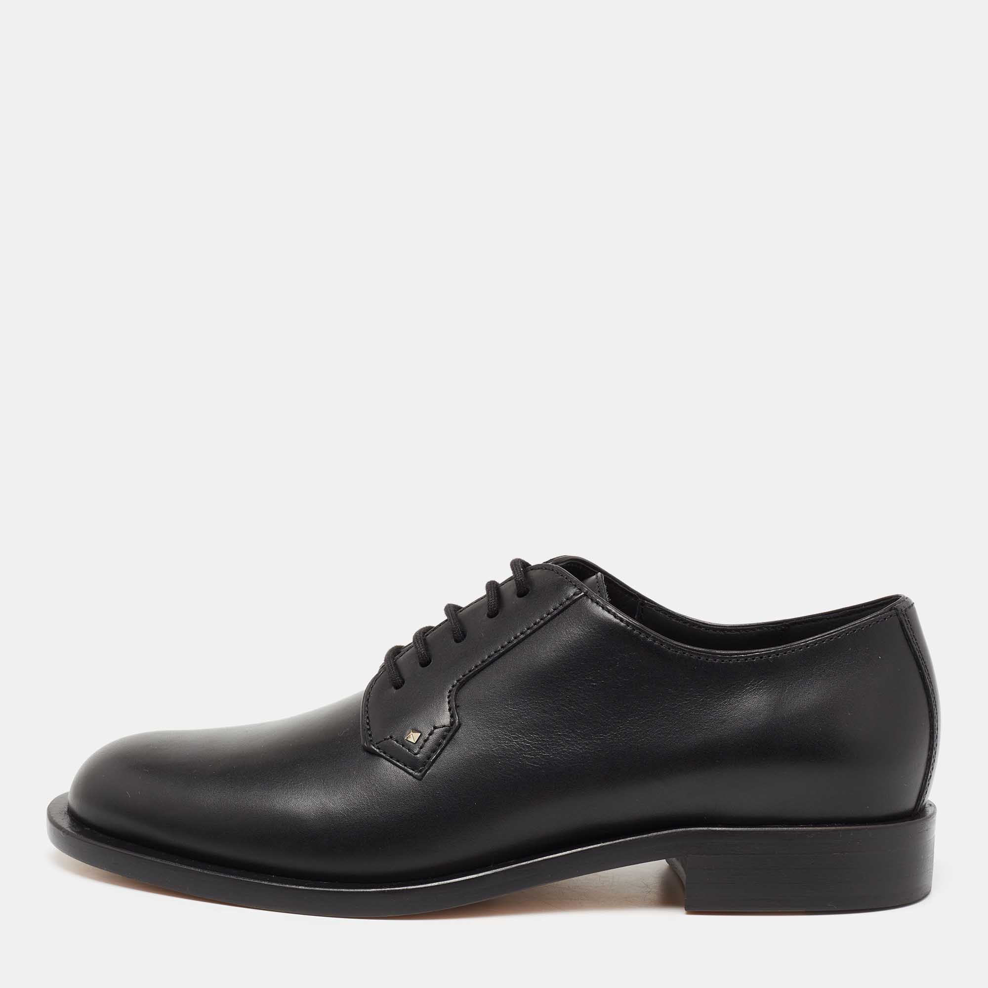 Pre Owned Valentino Black Leather Rockstud Lace Up Derby Size 39