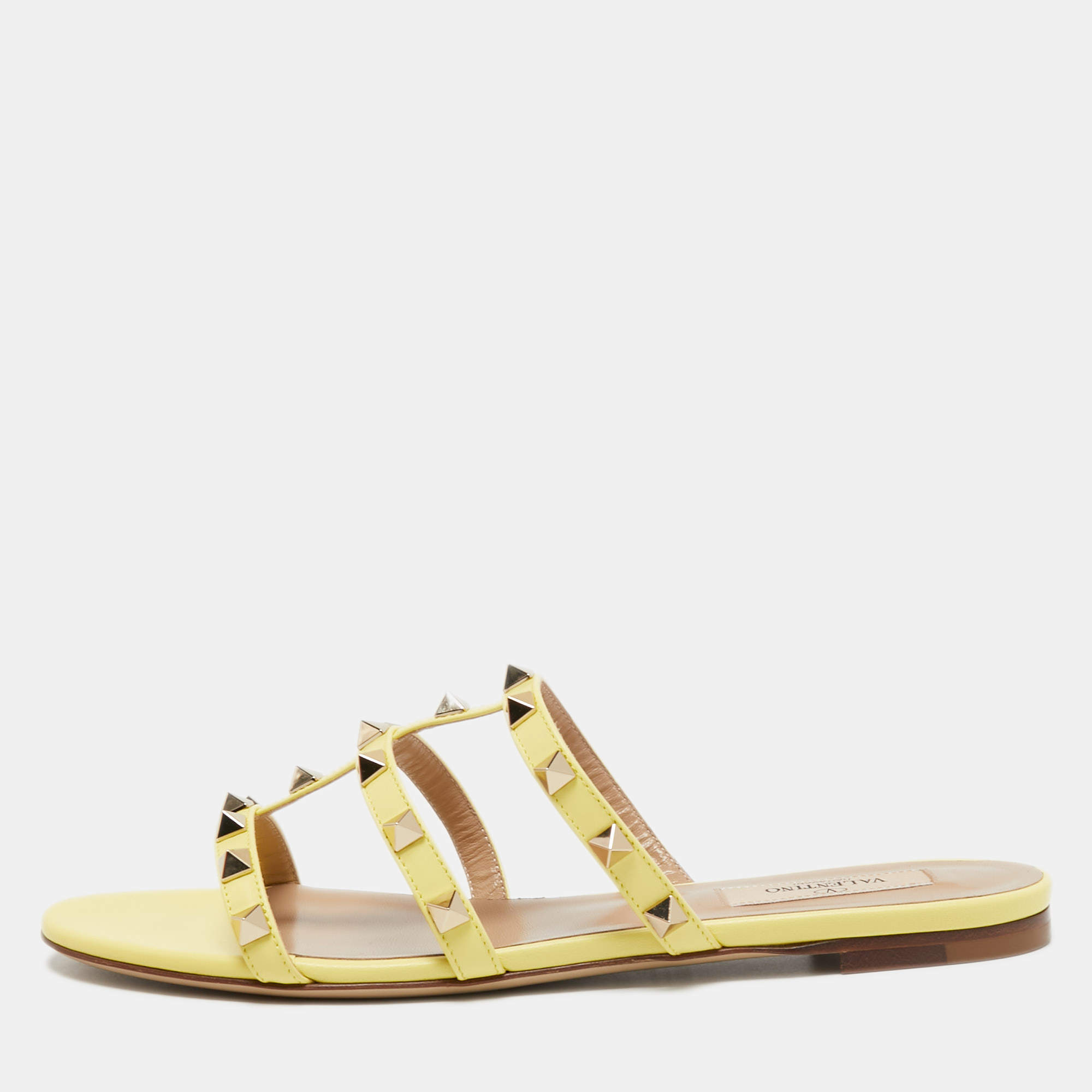 Pre Owned Valentino Light Yellow Leather Rockstud Flat Slides Size 37