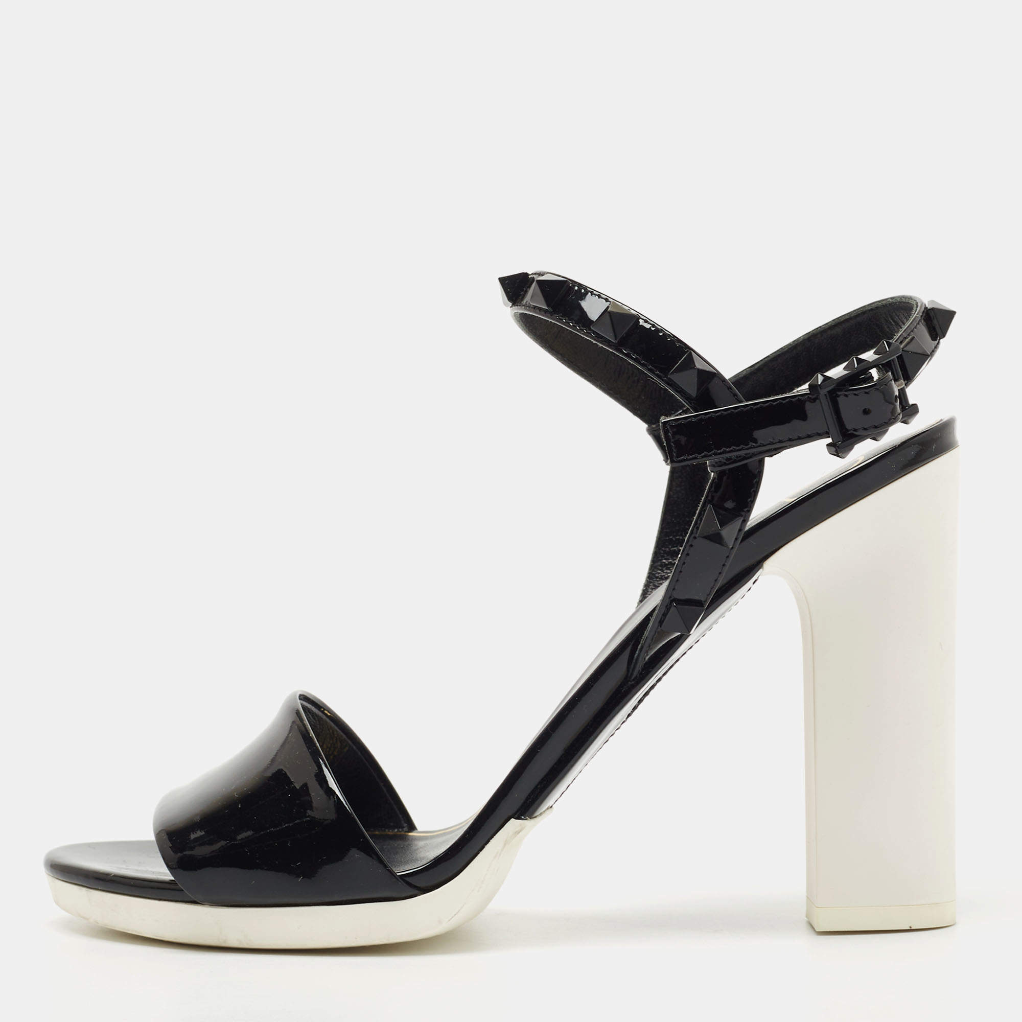 Pre Owned Valentino Black Patent Leather Rockstud Sandals Size 37