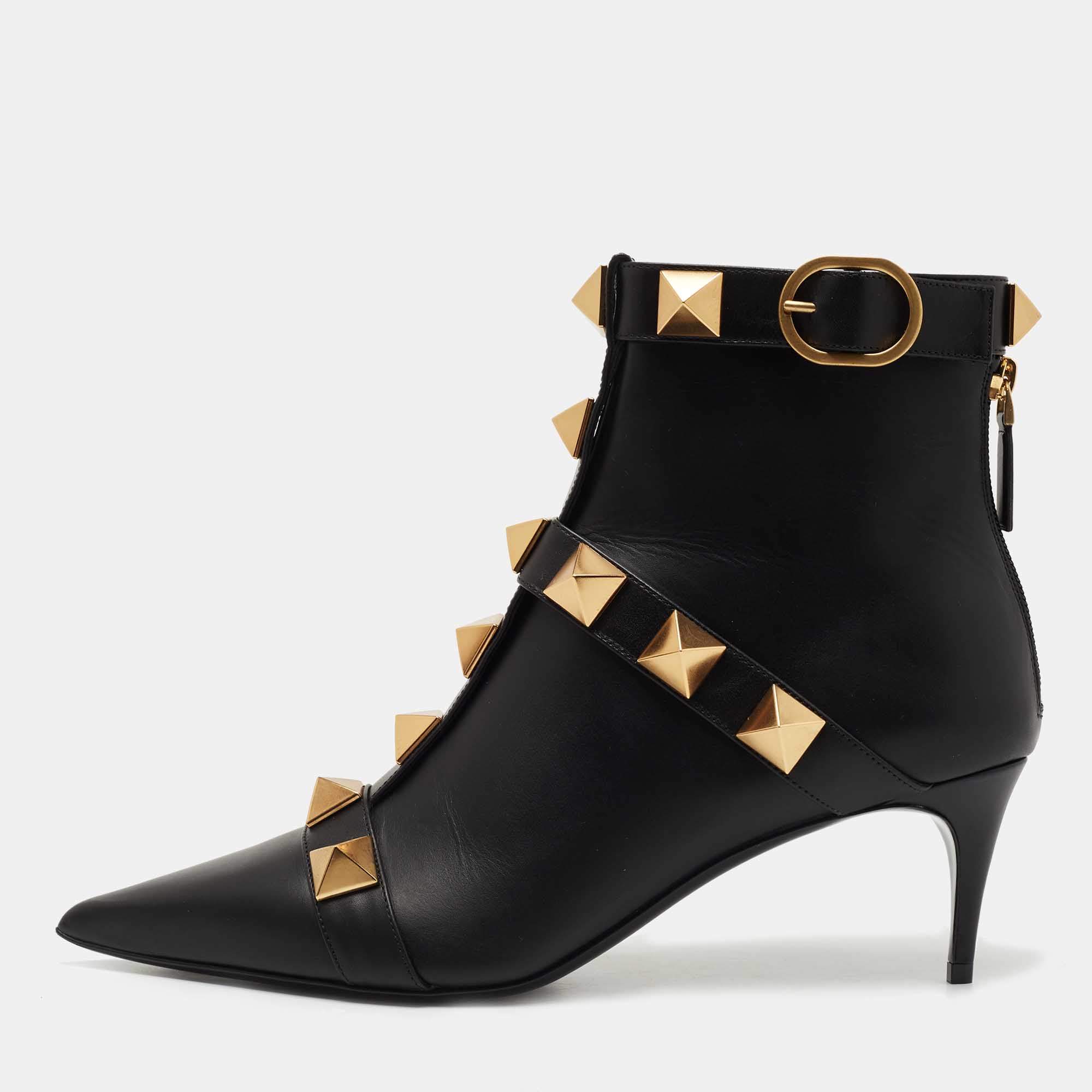 Pre Owned Valentino Black Leather Roman Stud Ankle Boots Size 40