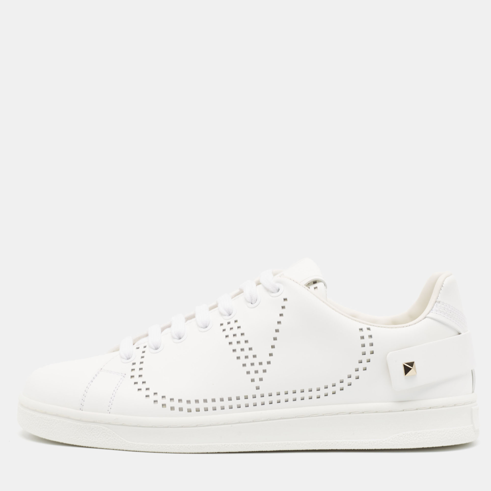 Pre Owned Valentino White Leather Backnet Rockstud Low Top Sneakers Size 39.5