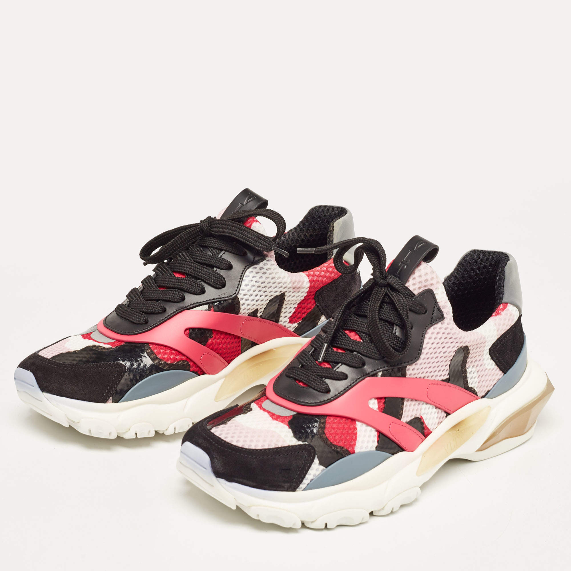 Valentino bounce best sale sneakers womens