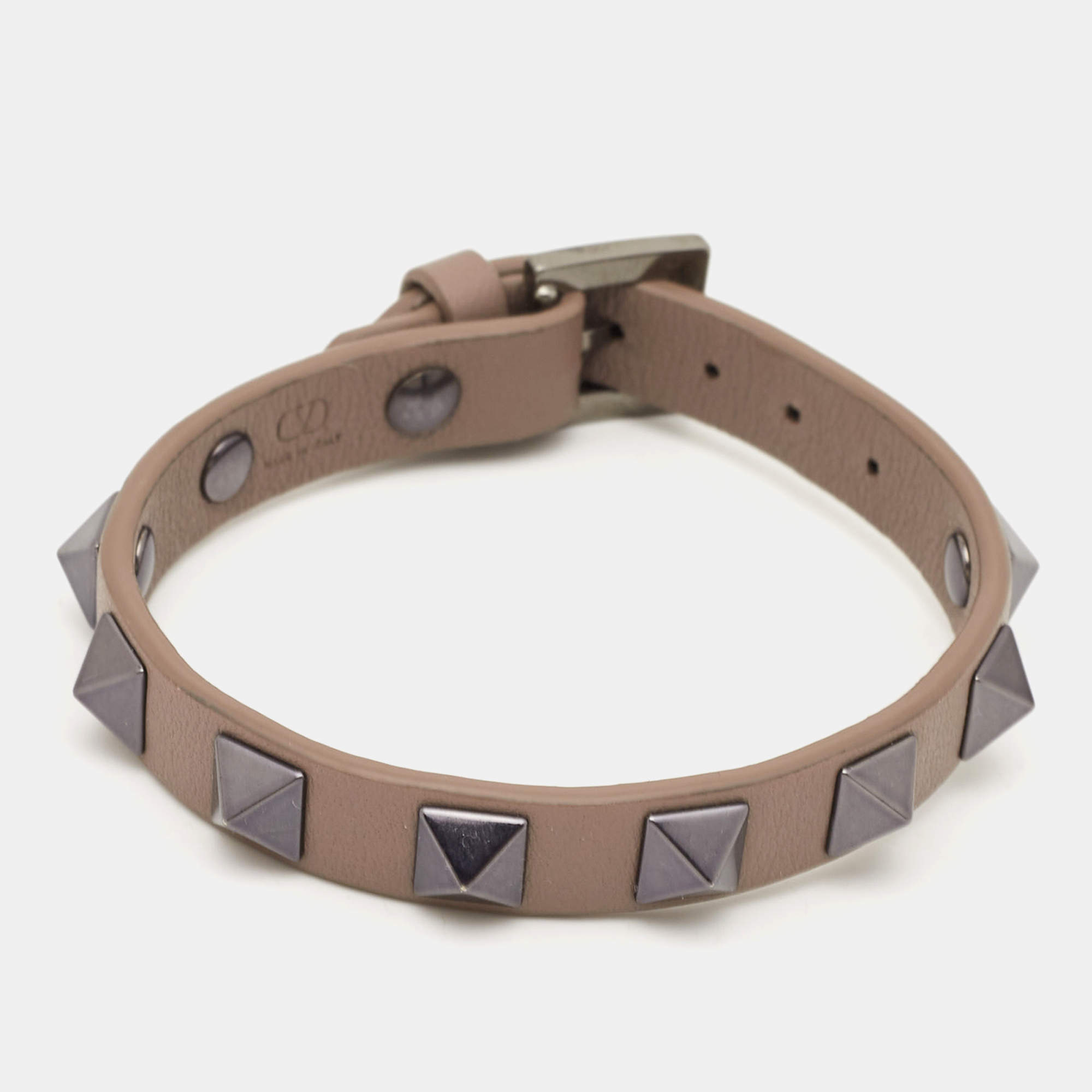 Pre Owned Valentino Rockstud Leather Gunmetal Tone Wrap Bracelet