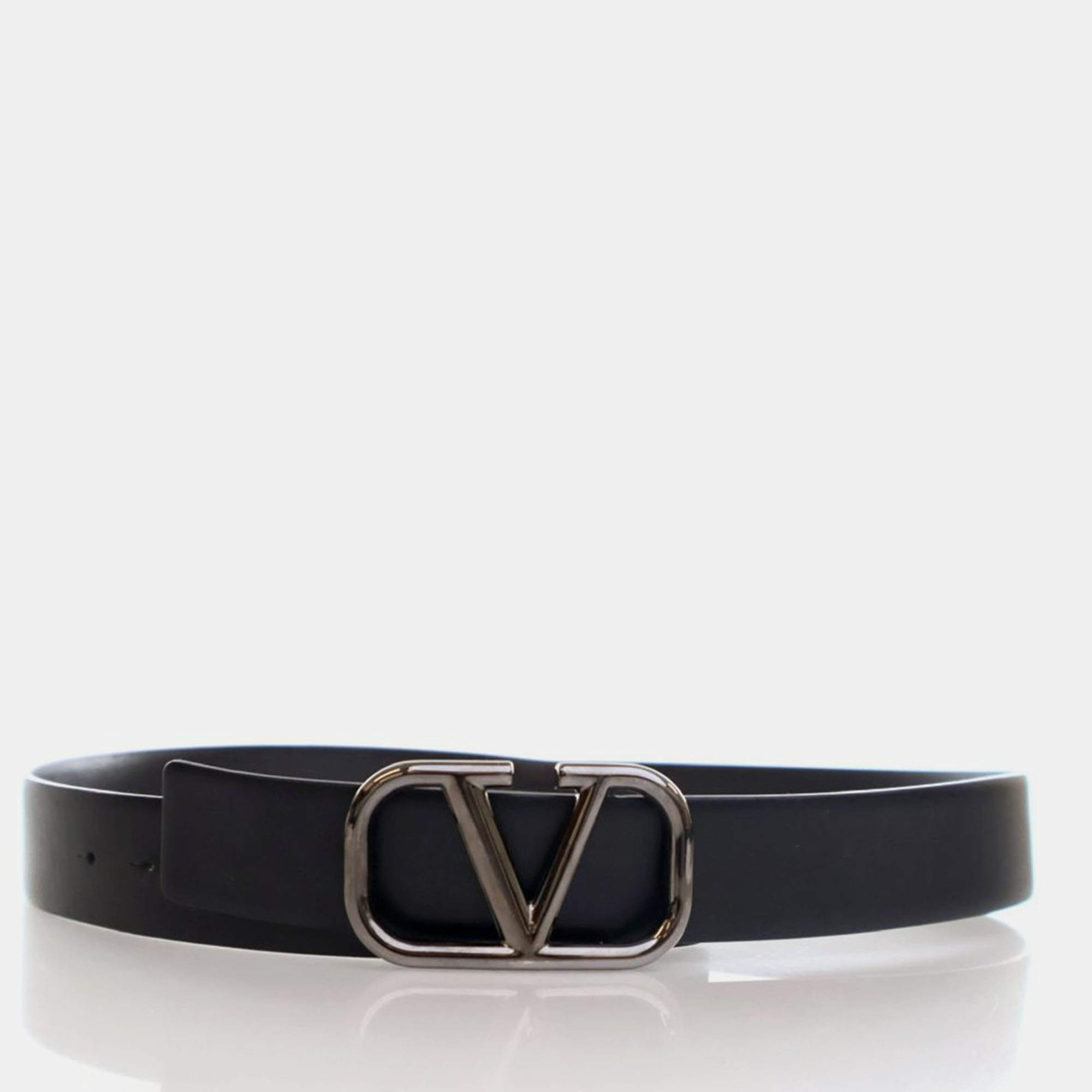 مملوكة مسبقًا Valentino Calfskin VLogo Belt Sz 90/36