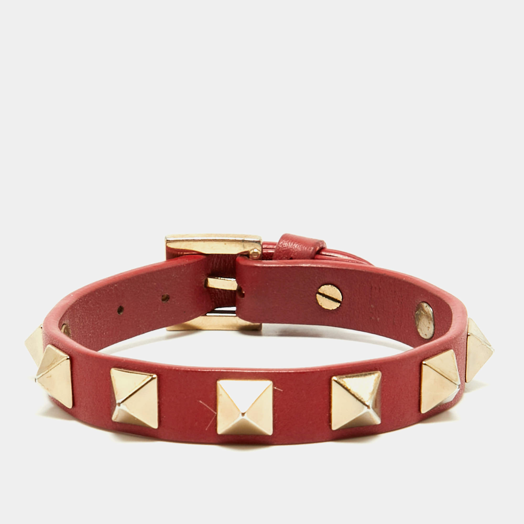مملوكة مسبقًا Valentino Rockstud Leather Gold Tone Bracelet