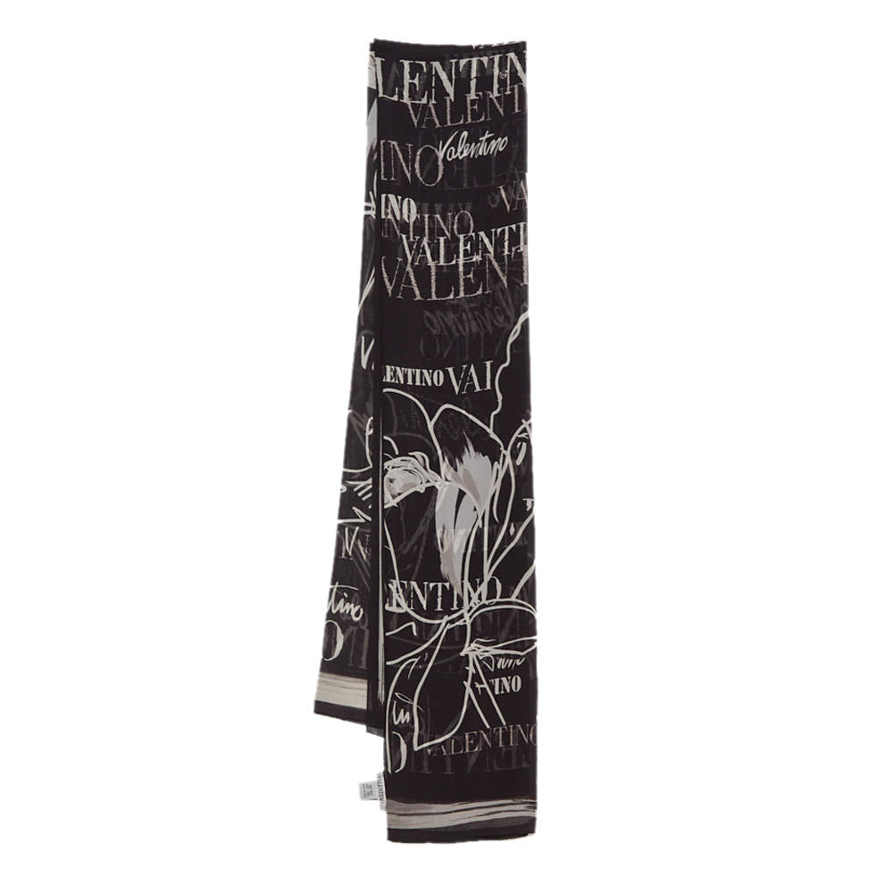 مملوكة مسبقًا وشاح فالنتينو حرير مطبوع شعار الماركة مورد أسود