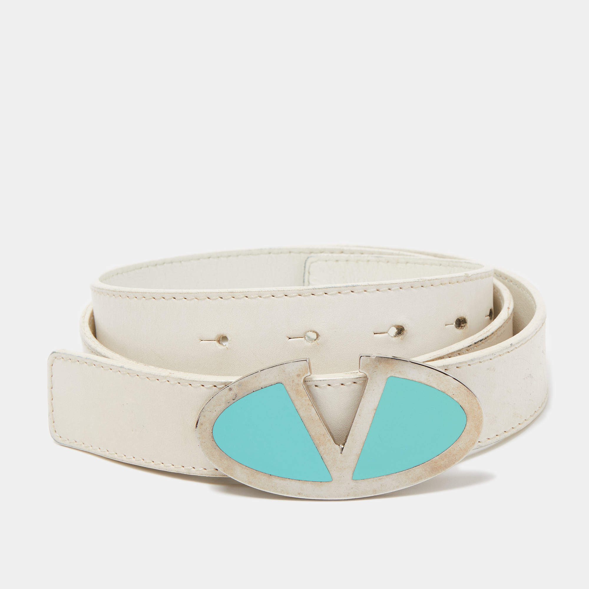 Pre Owned Valentino White Leather VLogo Plate Buckle Belt 90CM