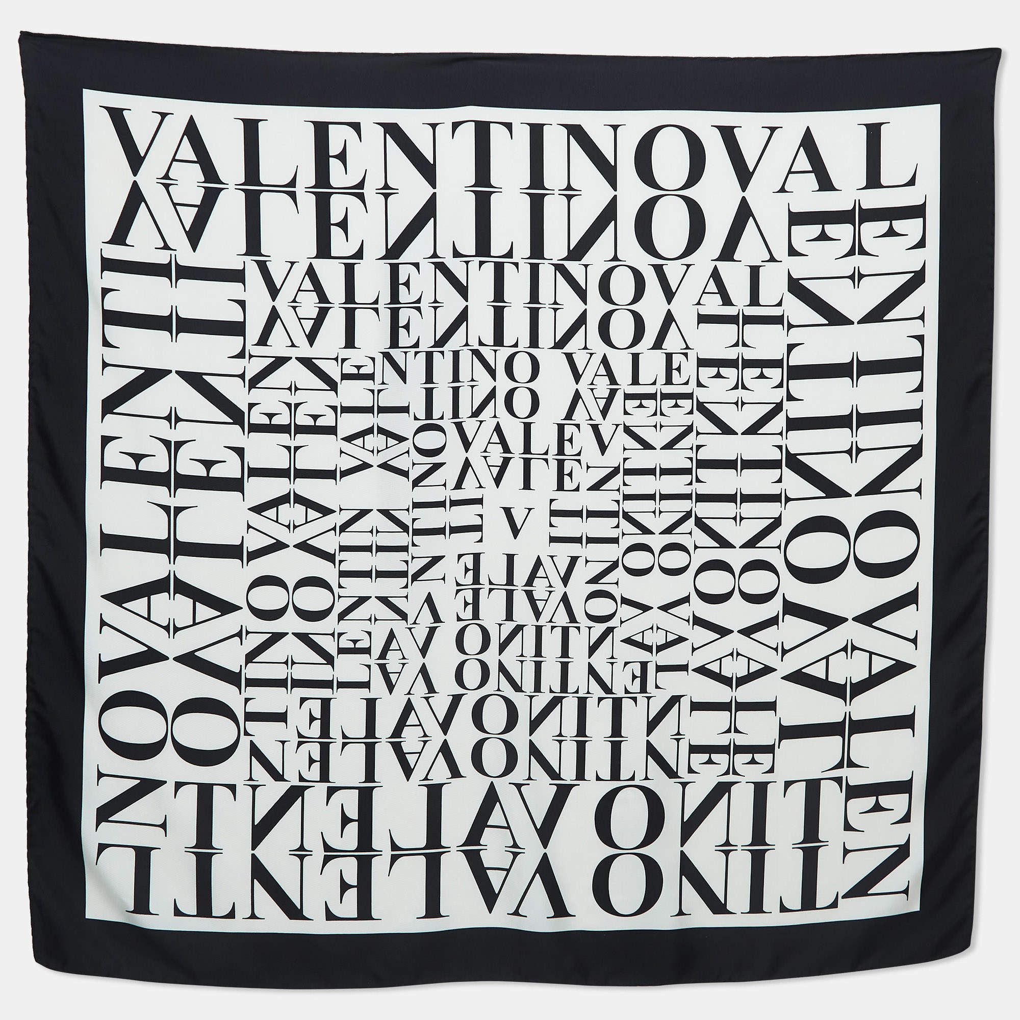 Pre Owned Valentino White/Black Signature Print Silk Square Scarf