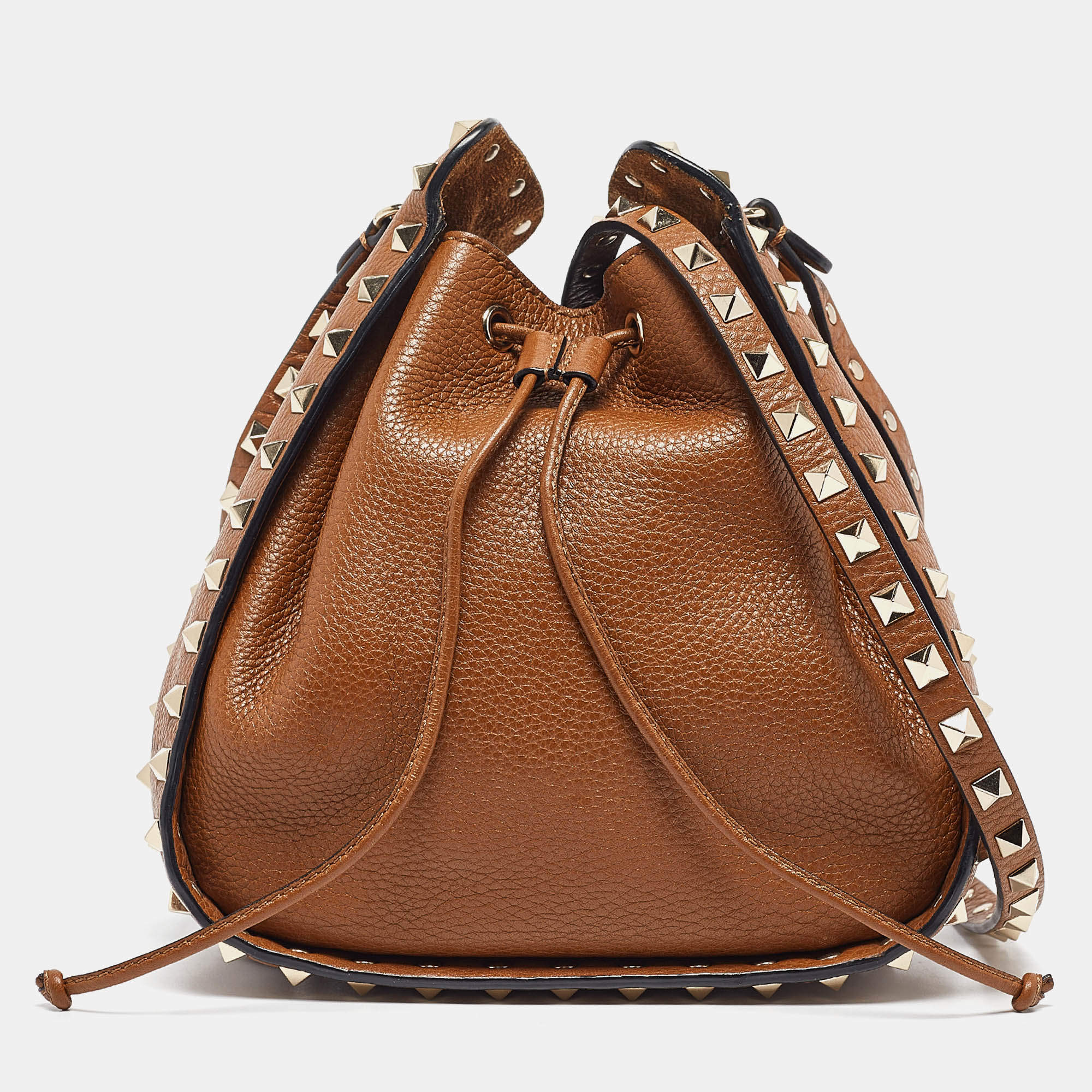 Pre Owned Valentino Brown Leather Rockstud Drawstring Bucket Crossbody Bag