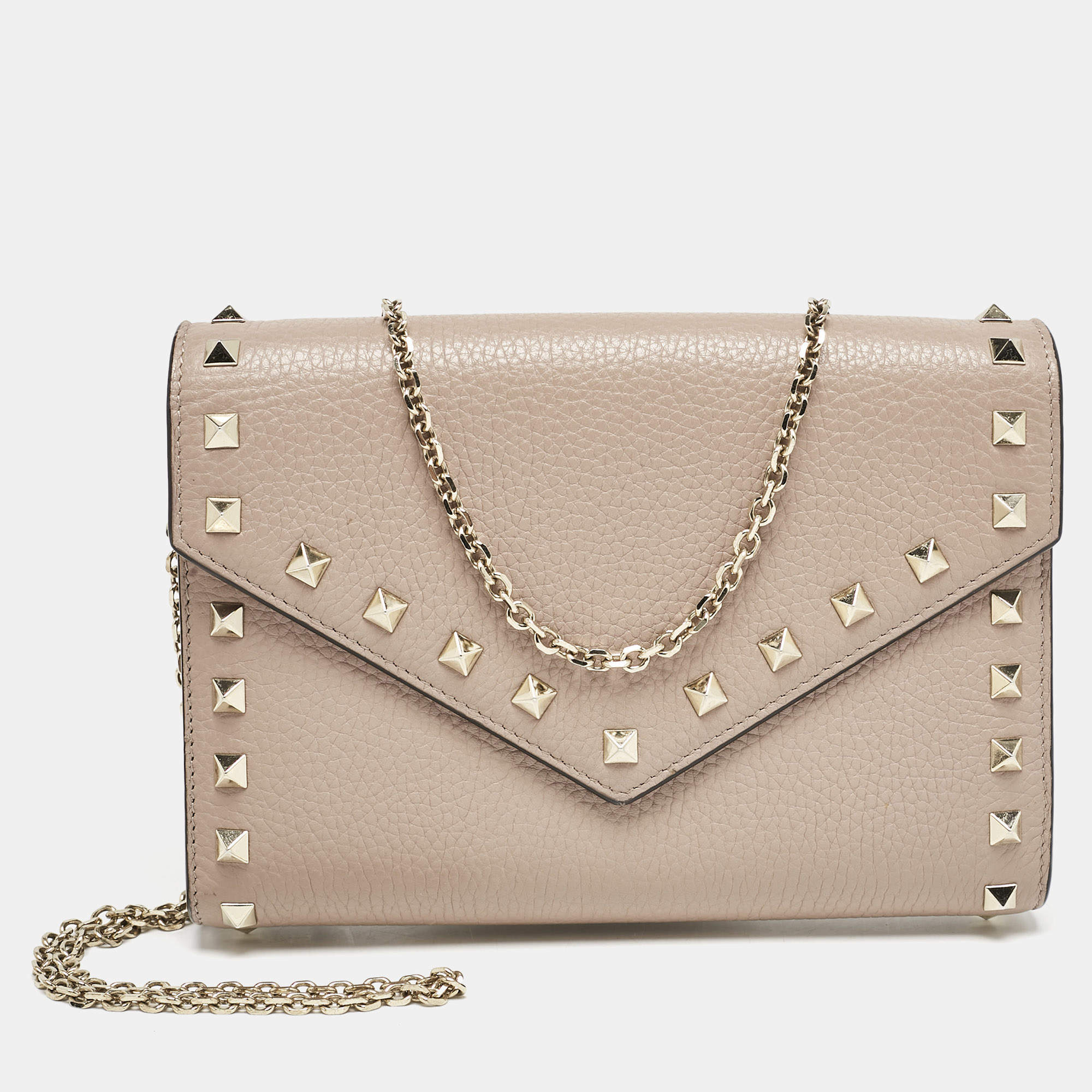 Pre Owned Valentino Beige Leather Rockstud Envelope Wallet on Chain