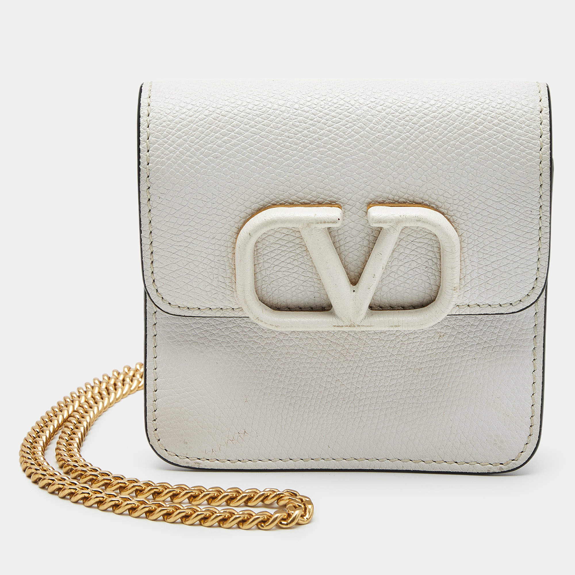 Pre Owned Valentino White Leather VLogo Compact Wallet On Chain