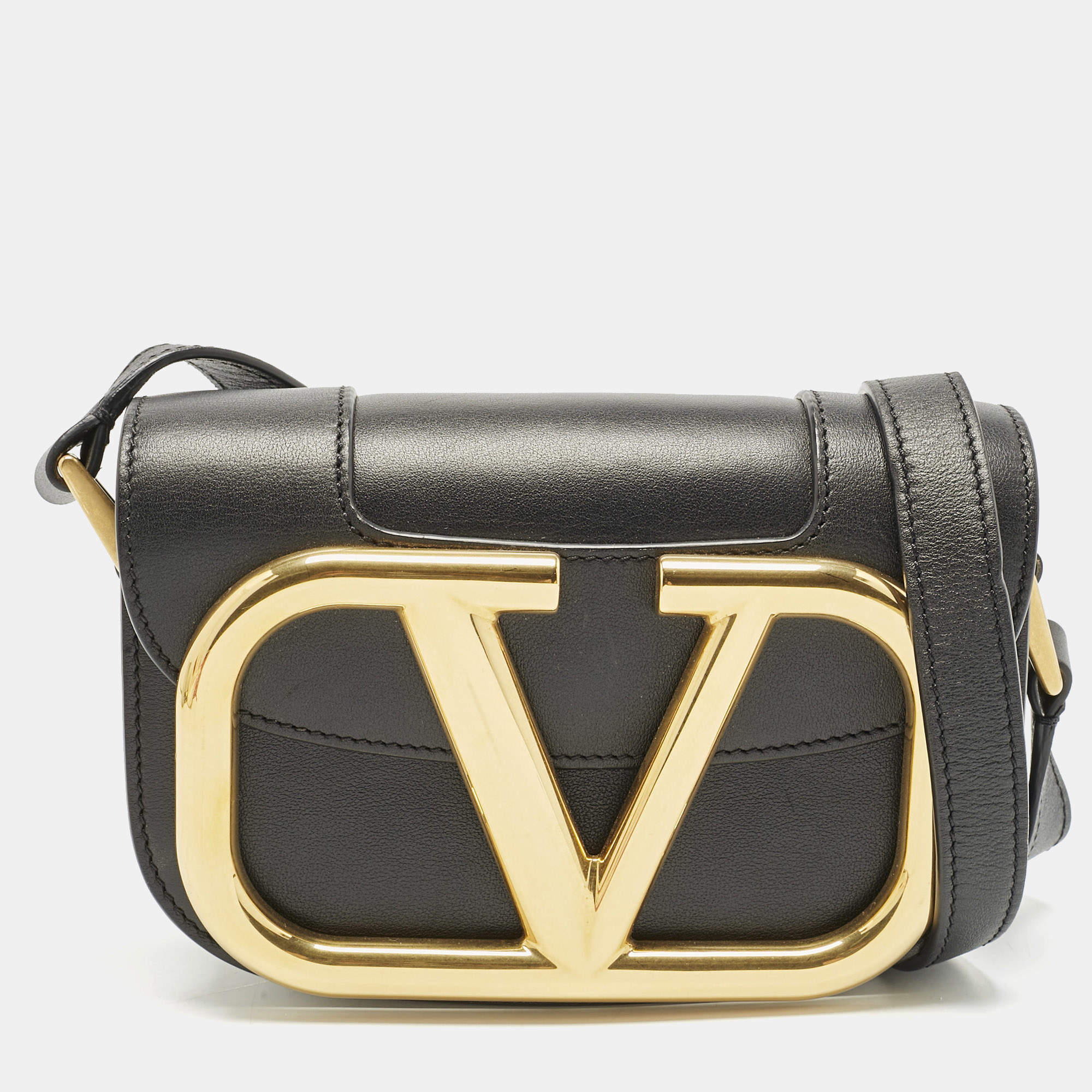 Pre Owned Valentino Black Leather Small Supervee Crossbody Bag