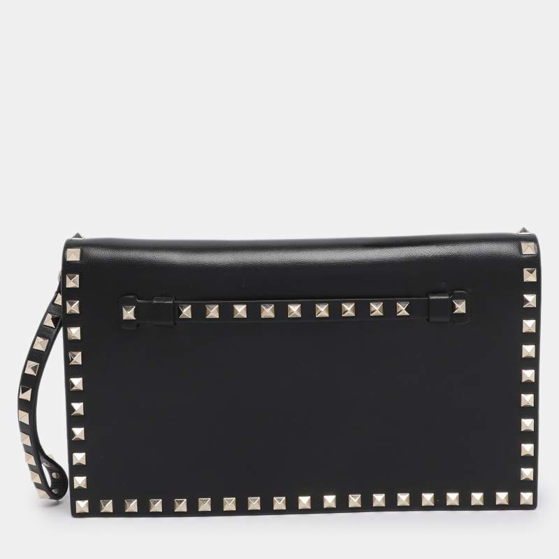 Pre Owned Valentino Black Leather Rockstud Wristlet Clutch