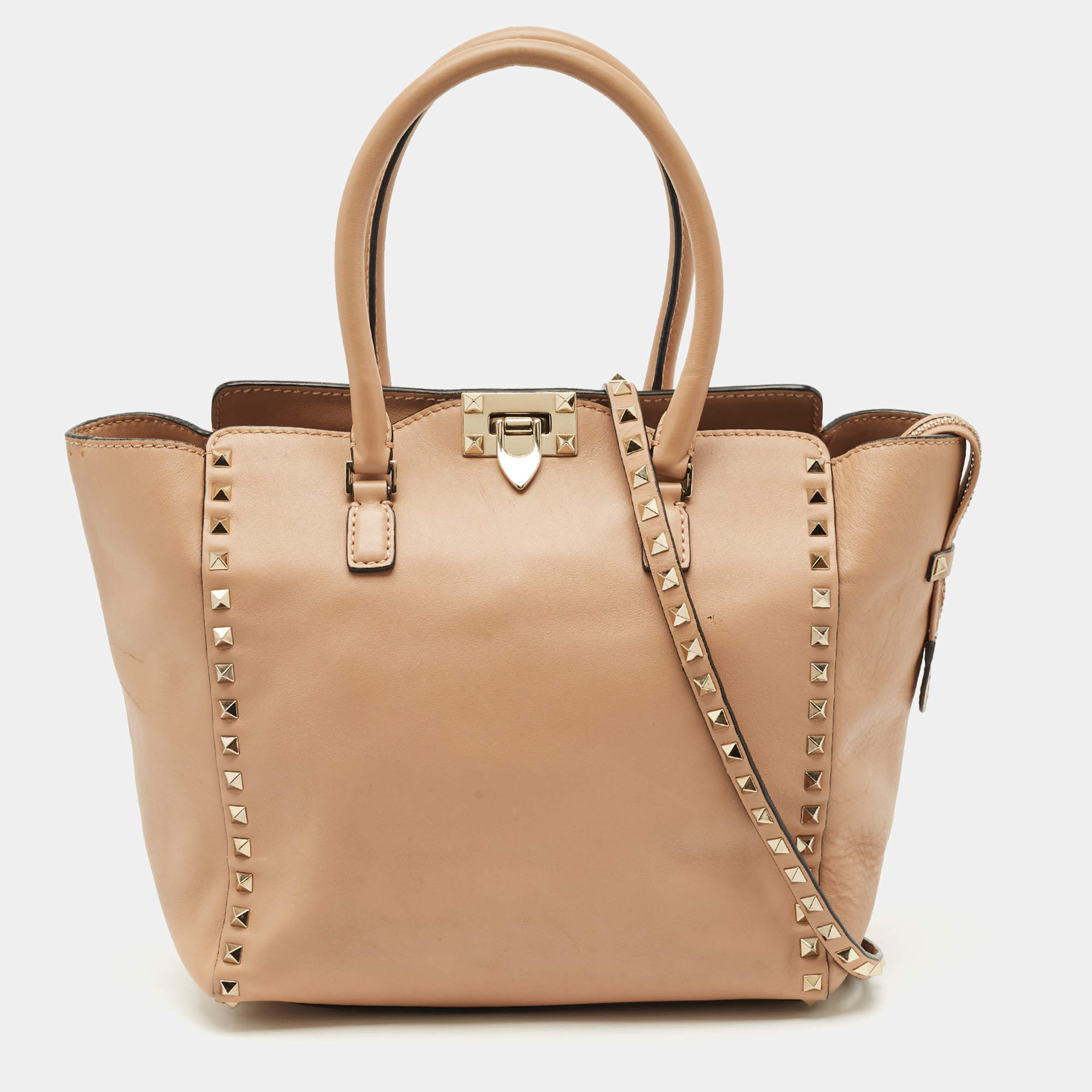 Pre Owned Valentino Beige Leather Medium Rockstud Trapeze Tote