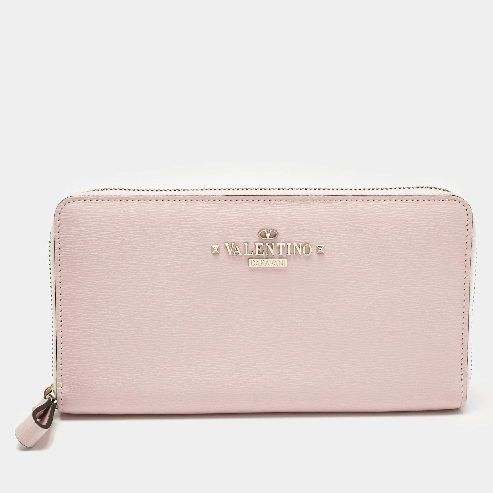 Pre Owned Valentino Light Pink Leather Rockstud Zip Continental Wallet