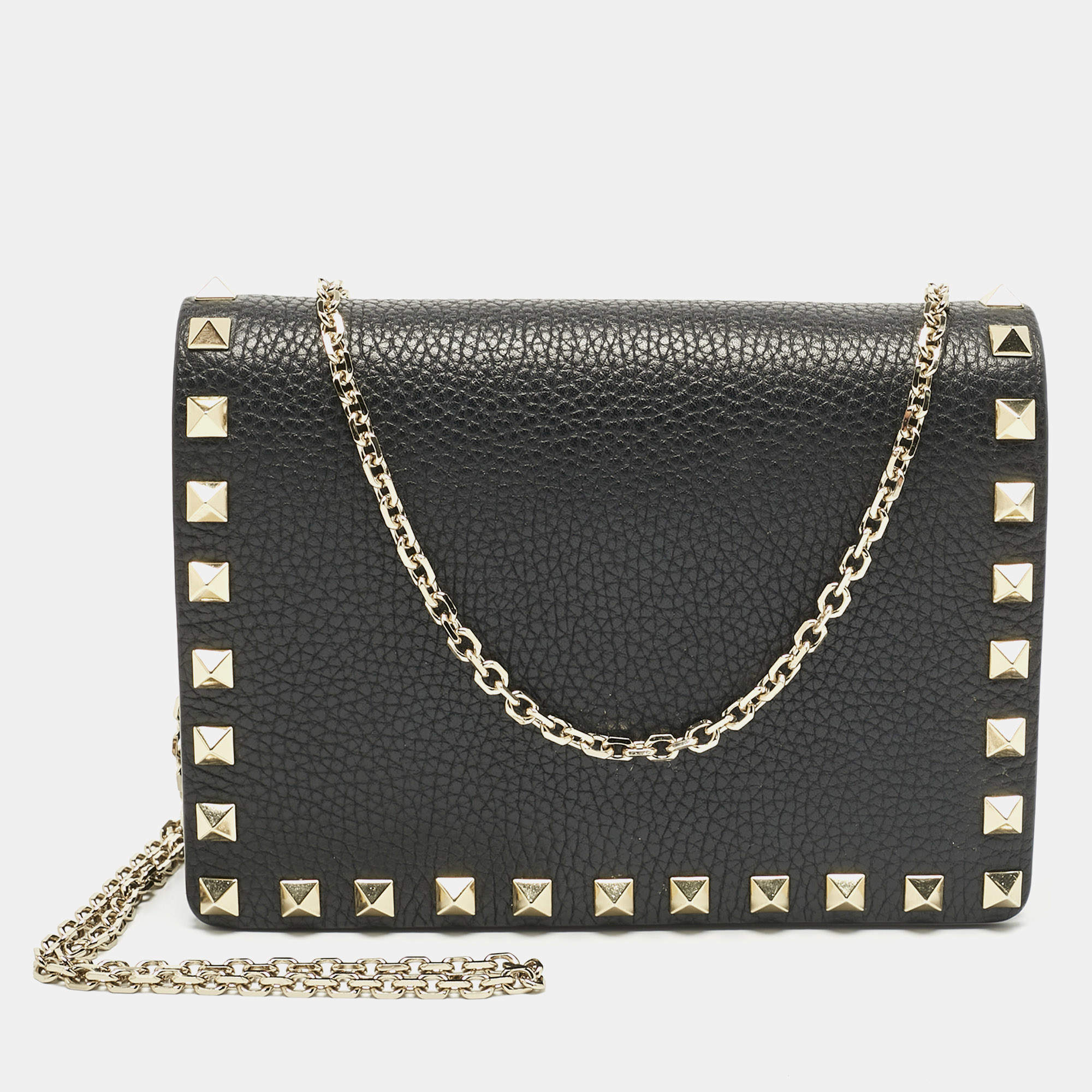Pre Owned Valentino Black Leather Rockstud Flap Wallet on Chain
