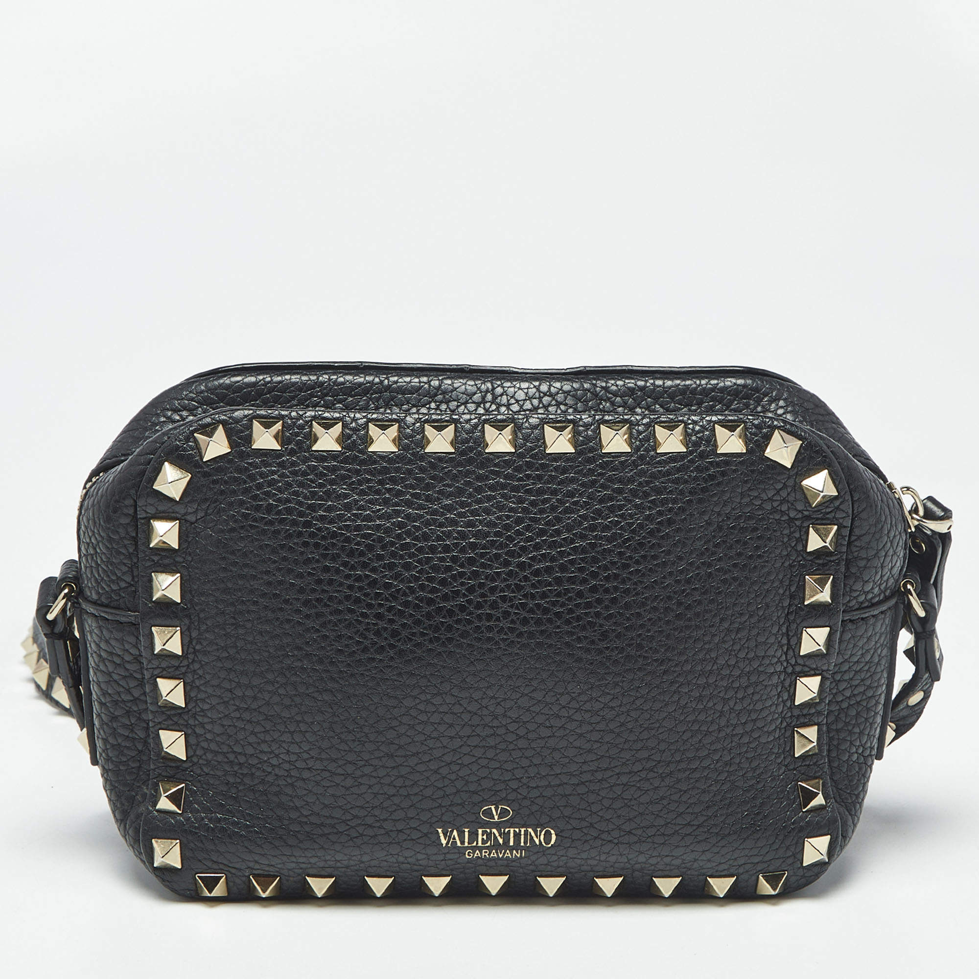 Pre Owned Valentino Black Leather Rockstud Camera Crossbody Bag