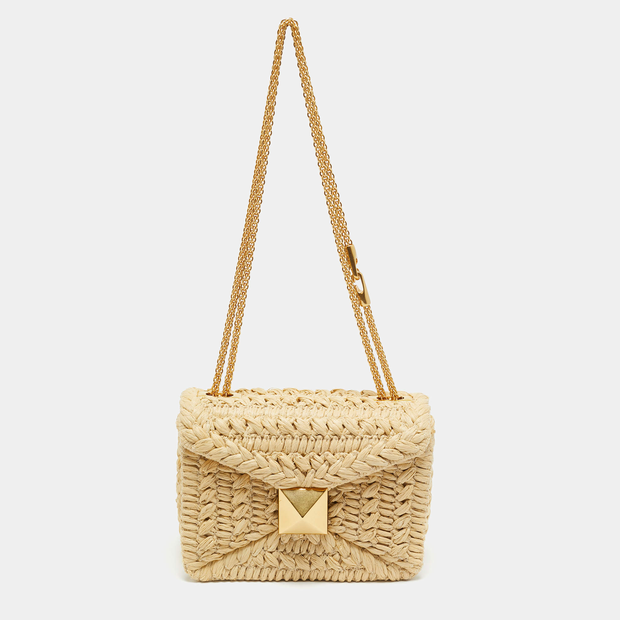 Pre Owned Valentino One Stud Beige Raffia Shoulder Bag