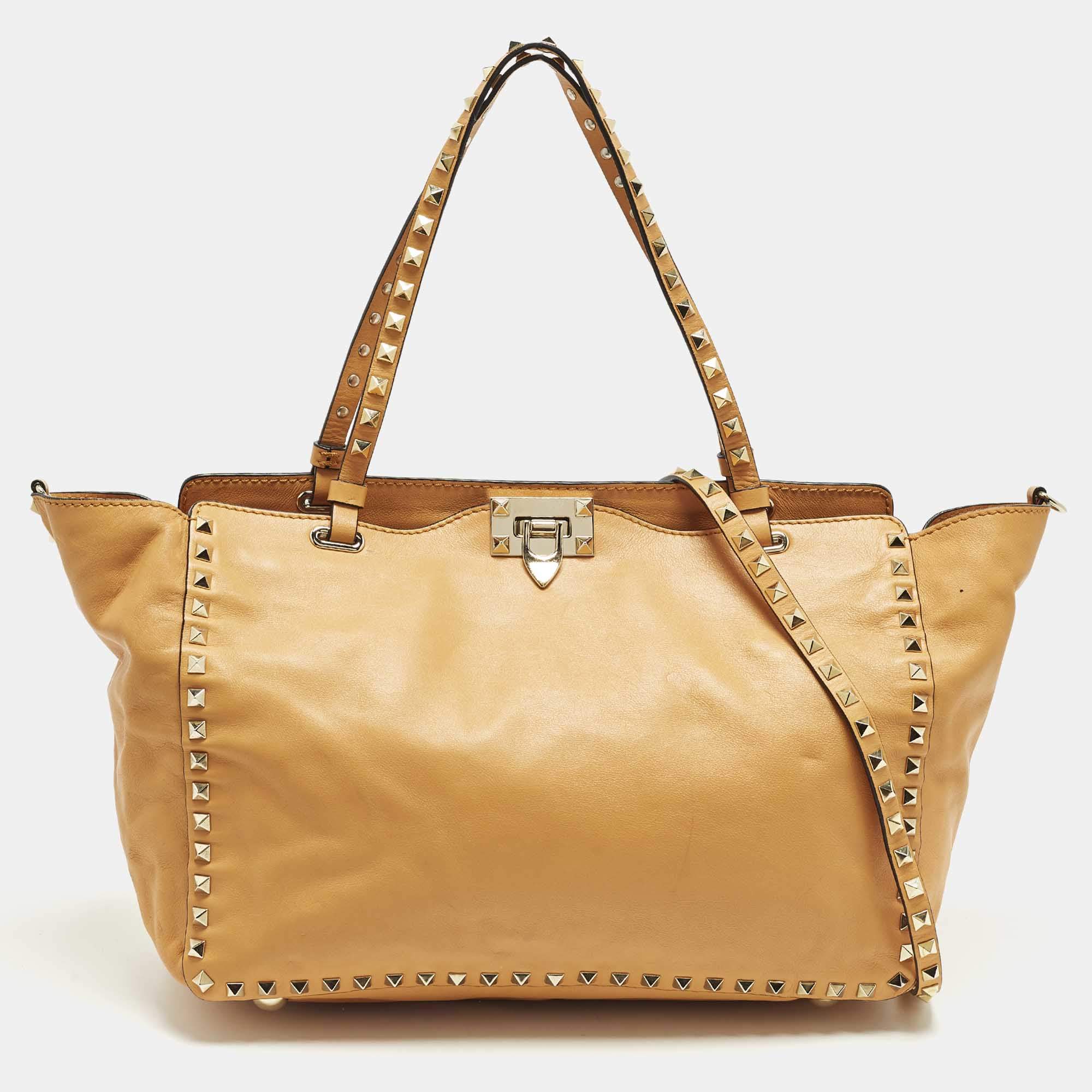 Pre Owned Valentino Rockstud Trapeze Medium Mustard Leather Tote