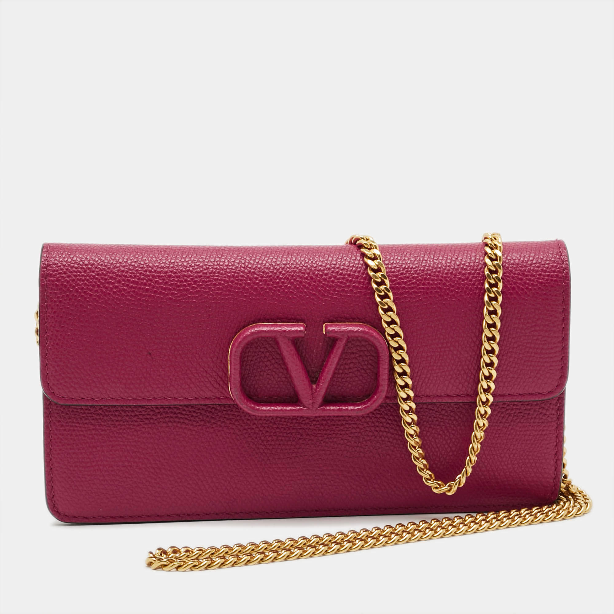 مملوكة مسبقًا Valentino VLogo Fuchsia Leather Wallet On Chain