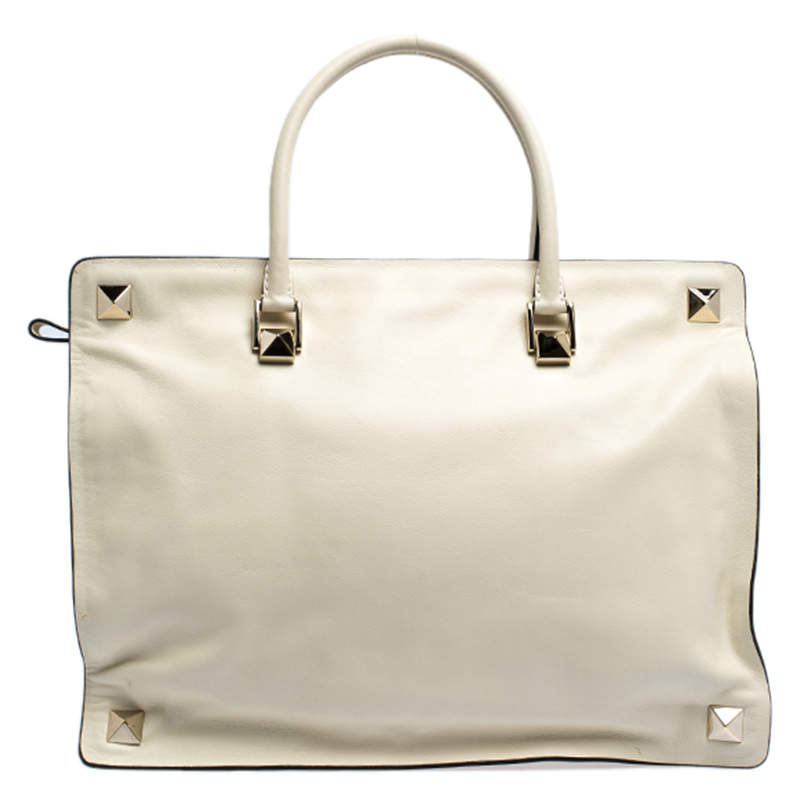 Pre Owned Valentino Cream Leather Rockstud Tote