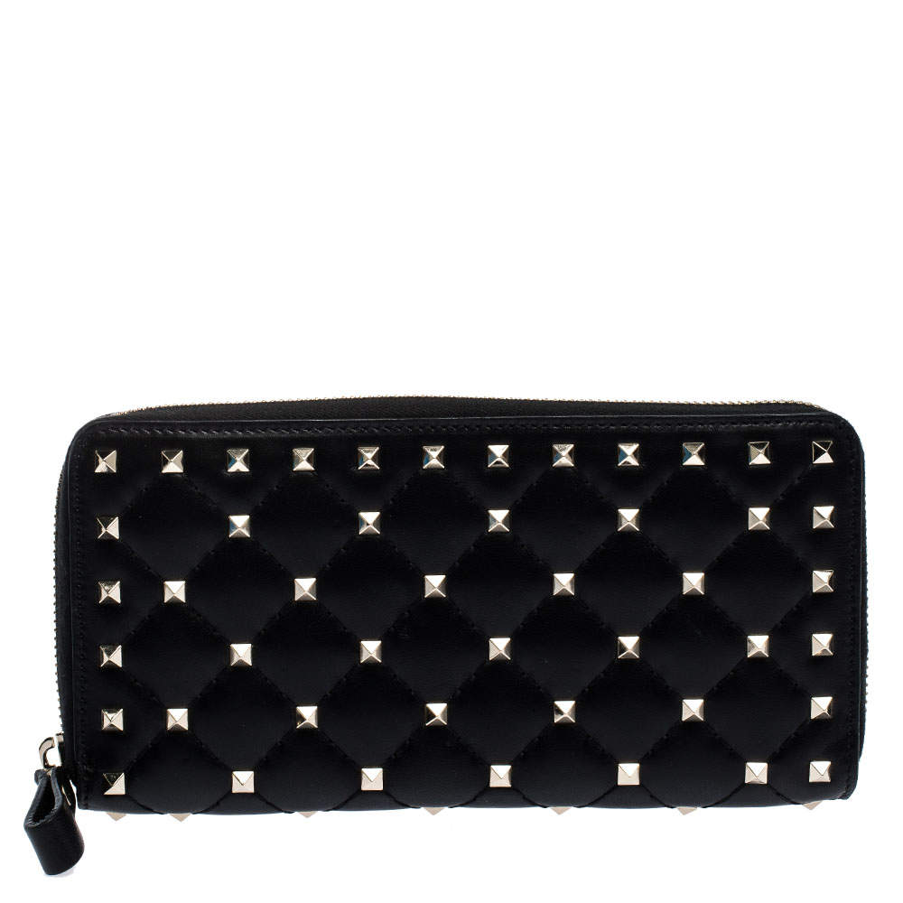Pre Owned Valentino Black Quilted Leather Rockstud Spike Zip Around Wallet