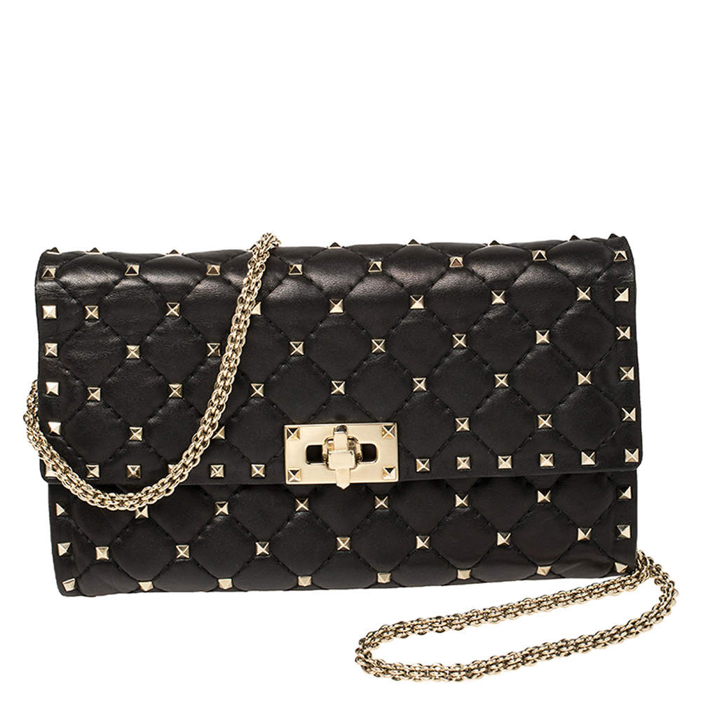 Pre Owned Valentino Black Quilted Leather Rockstud Spike Chain Clutch 