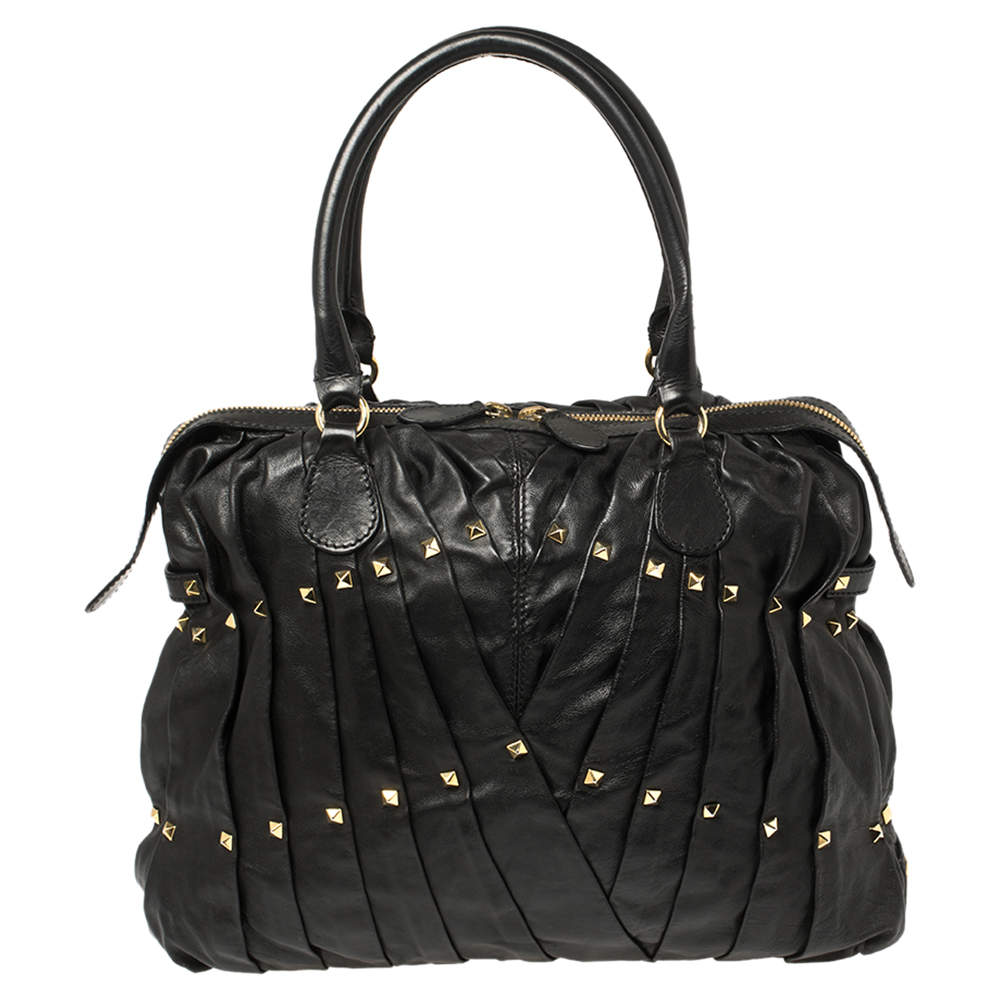 Pre Owned Valentino Black Leather Rockstud Boston Bag