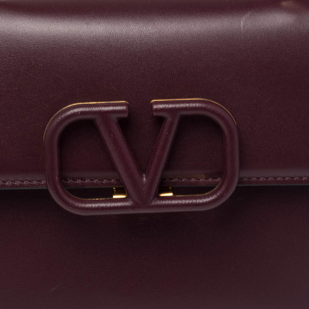 Valentino Leather V-Ring Small Crossbody Bag (SHF-20054) – LuxeDH