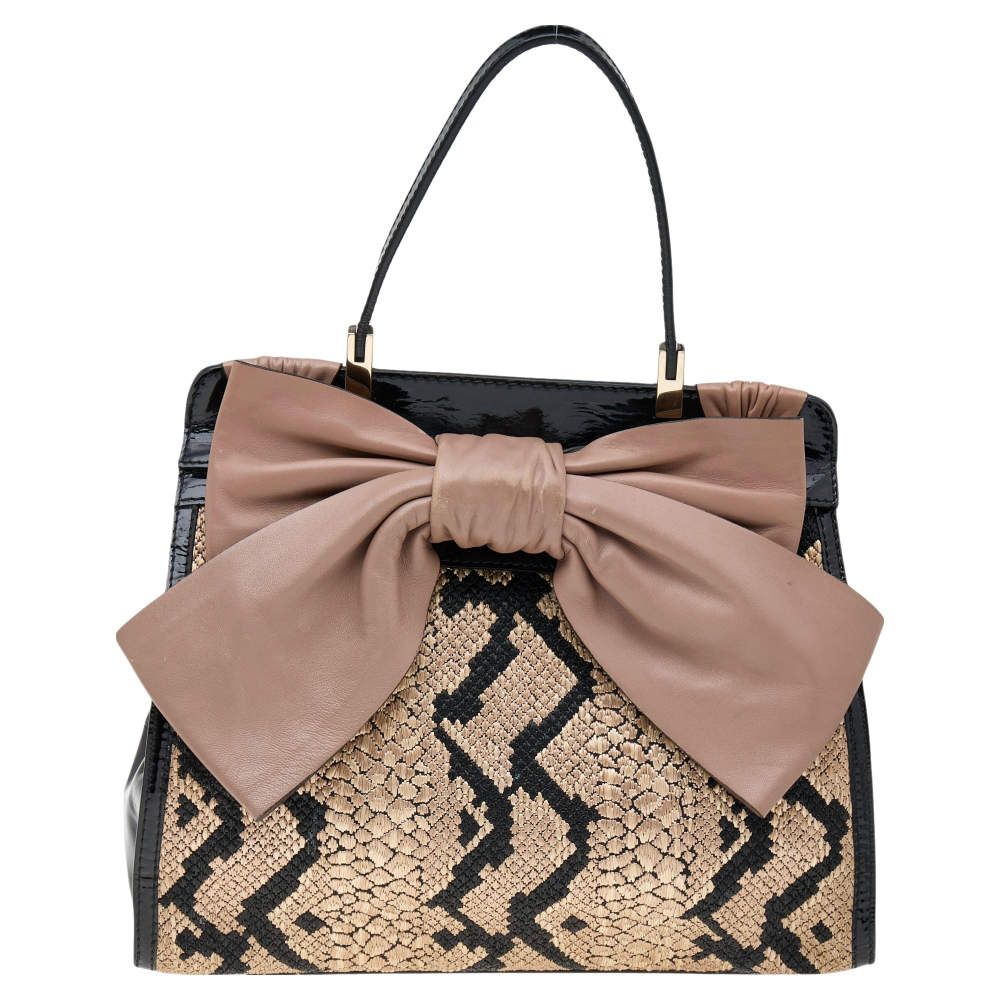 مملوكة مسبقًا Valentino Tricolor Leather, Patent Leather, and Straw Aphrodite Bow Top Handle Bag