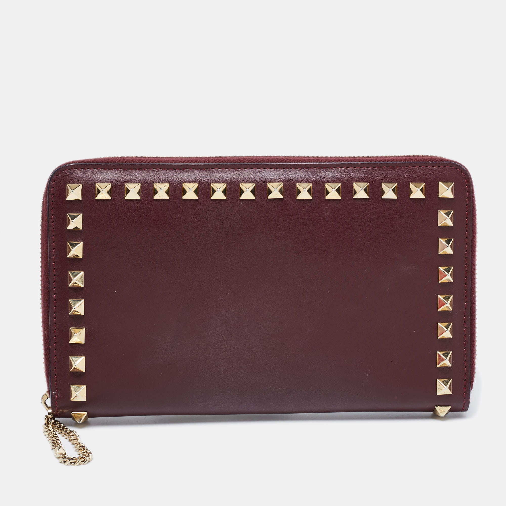 Pre Owned Valentino Burgundy Leather Medium Rockstud Zip Around Wallet