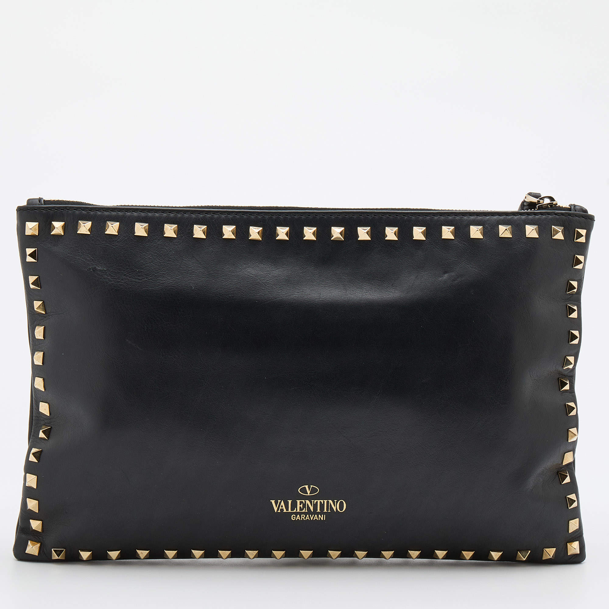 Pre Owned Valentino Black Leather Large Rockstud Wristlet Clutch