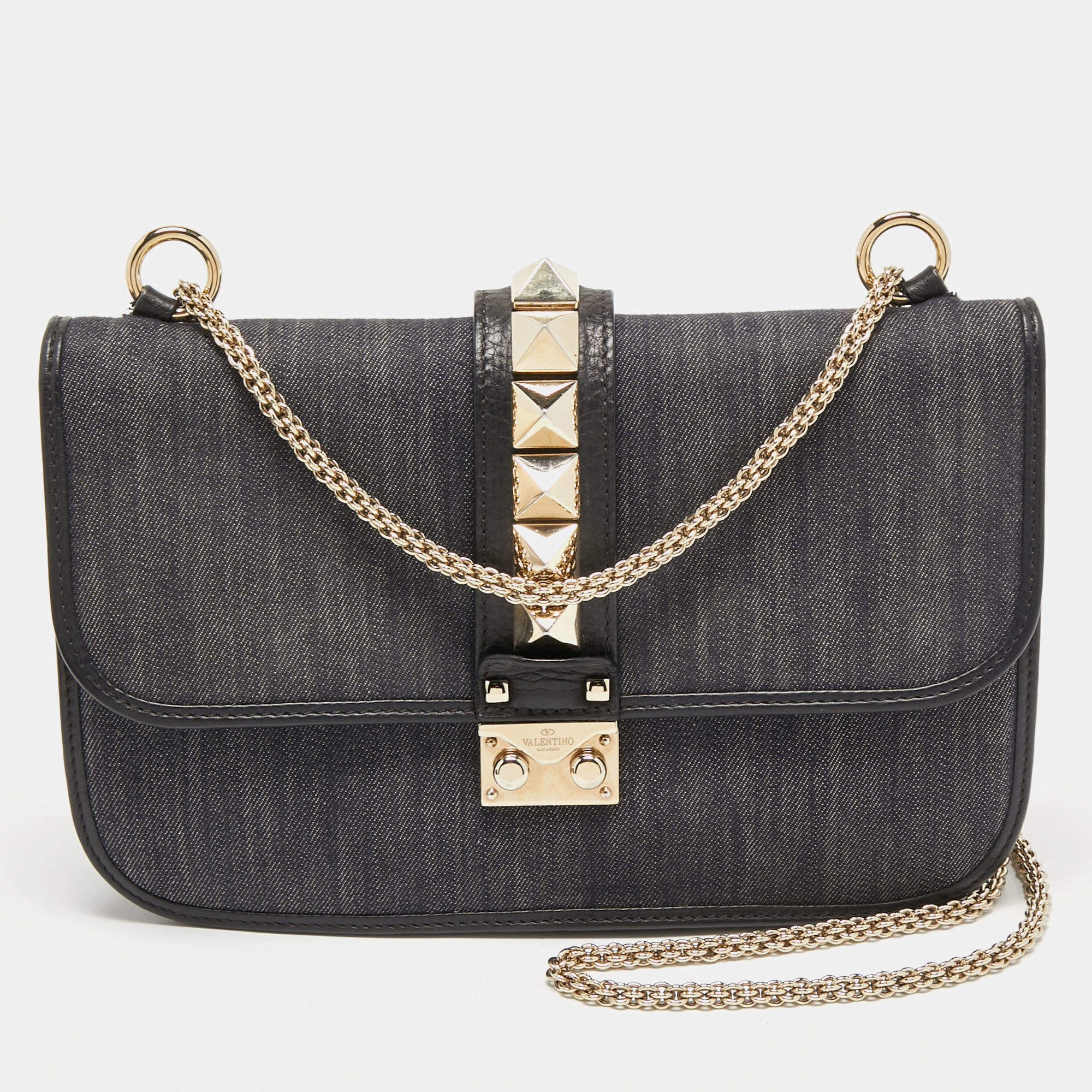 مملوكة مسبقًا Valentino Black/Navy Blue Denim and Leather Medium Rockstud Glam Lock Flap Bag