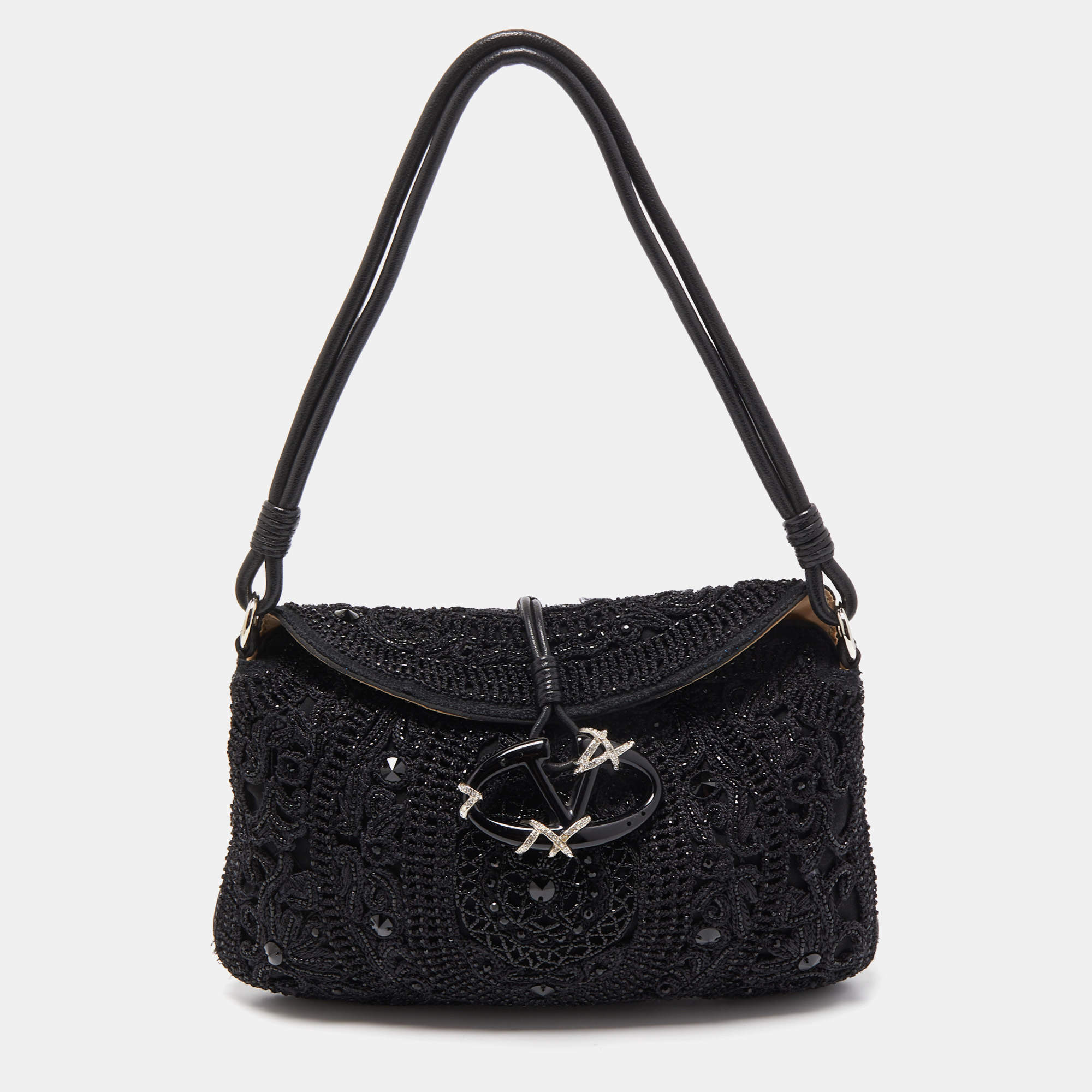 مملوكة مسبقًا Valentino Black Bead Embellished Crochet Fabric V Ring Baguette Bag
